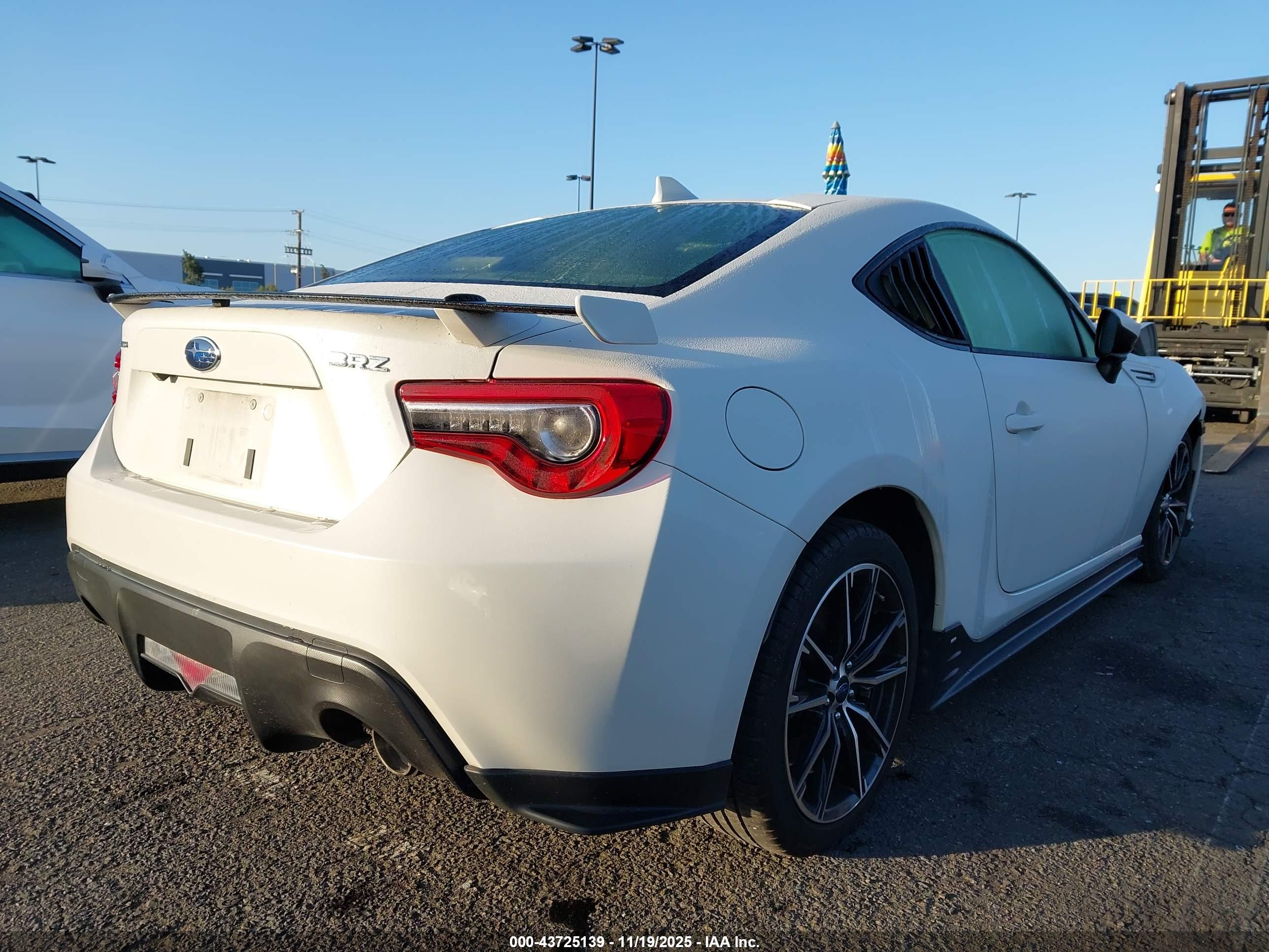 SUBARU BRZ image 4