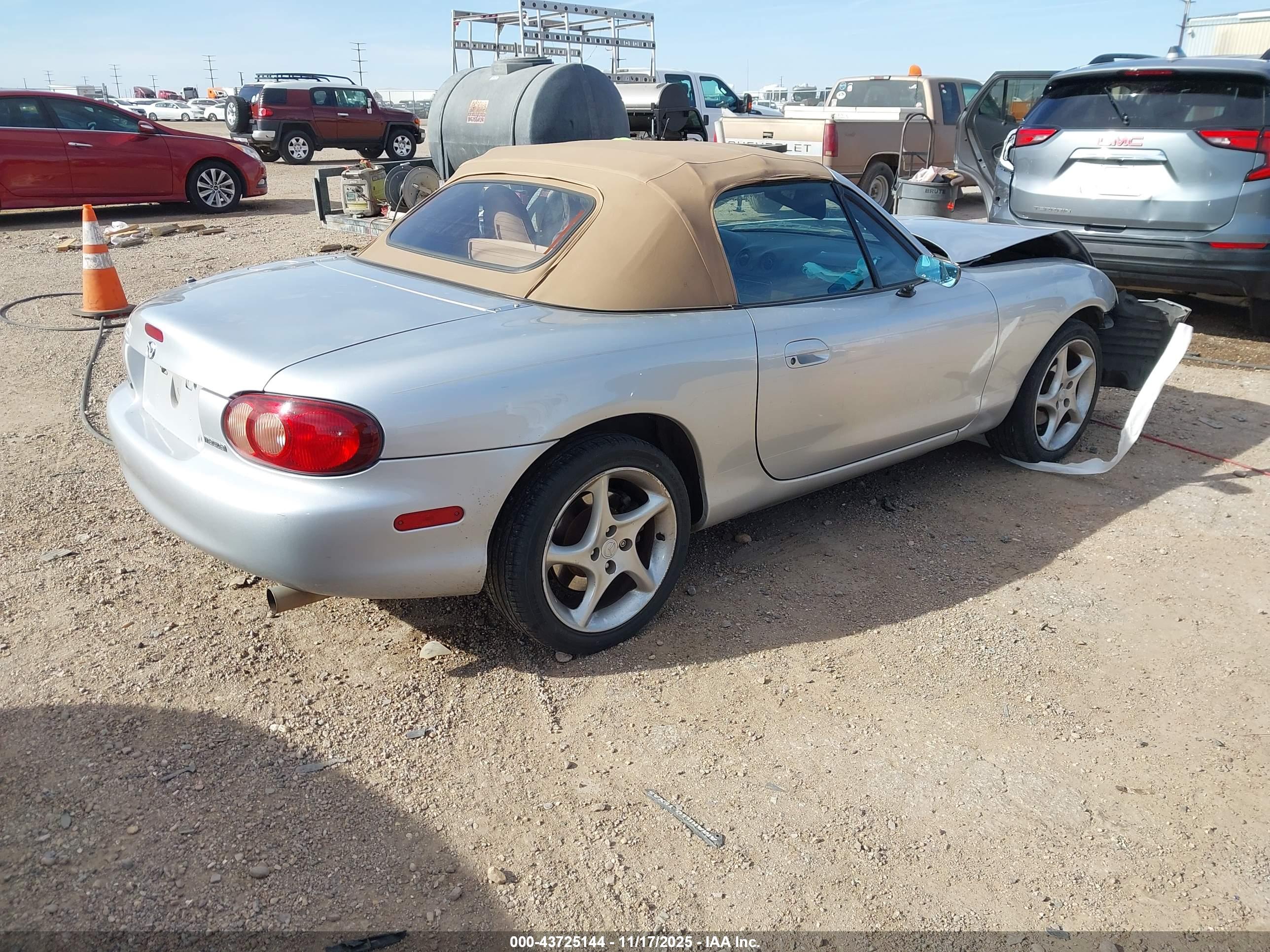 MAZDA MX-5 image 4