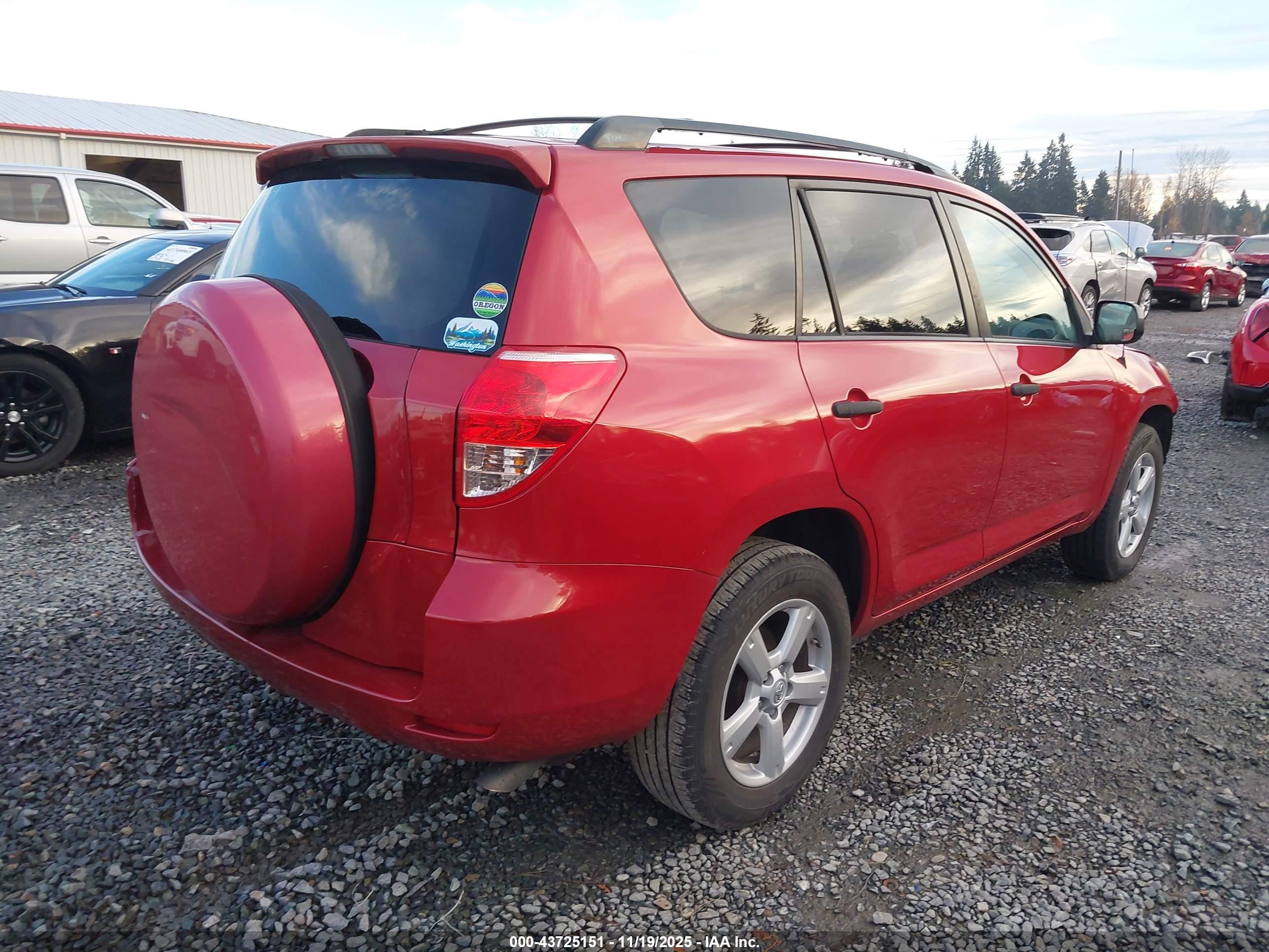 TOYOTA RAV4 image 4