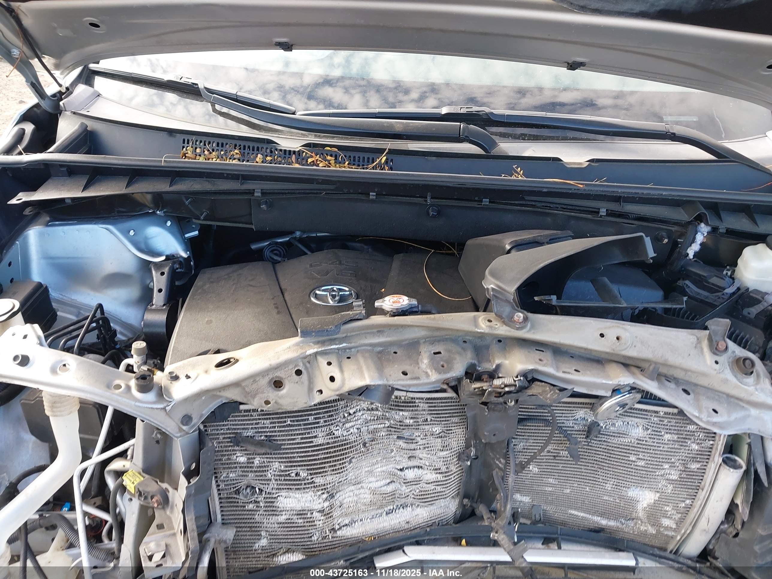 TOYOTA HIGHLANDER image 10