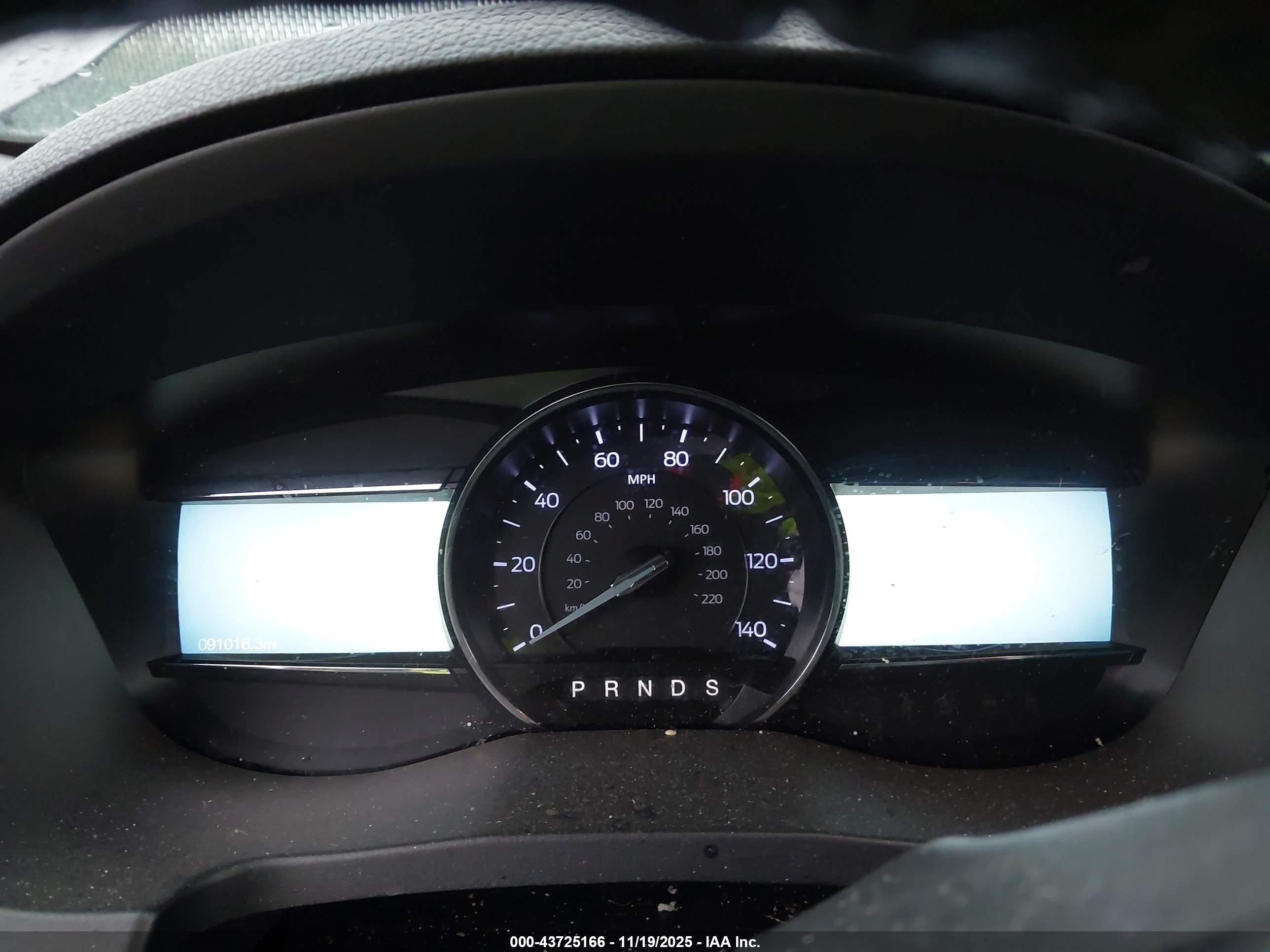 FORD EXPLORER image 7