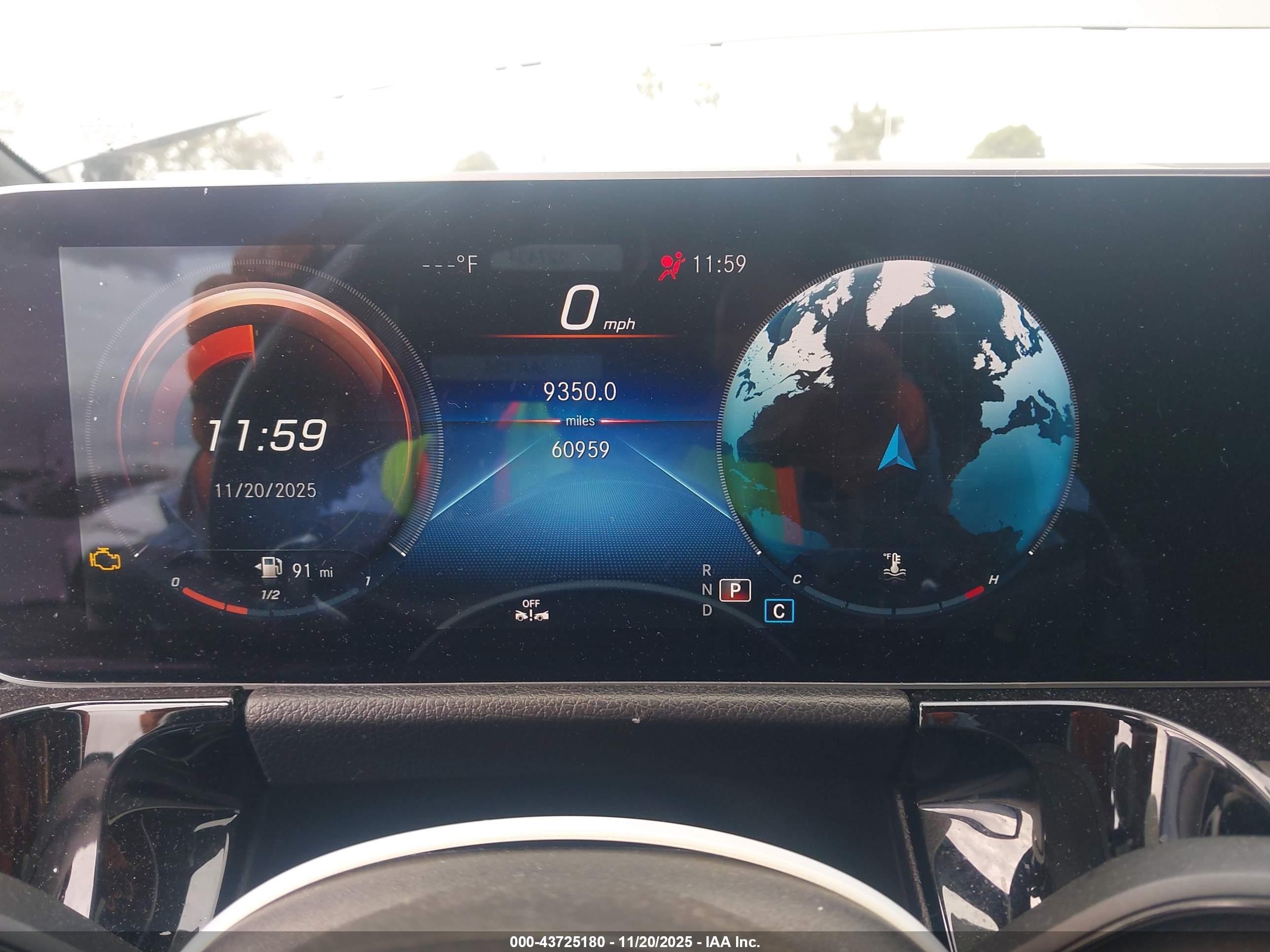 MERCEDES-BENZ GLA image 7