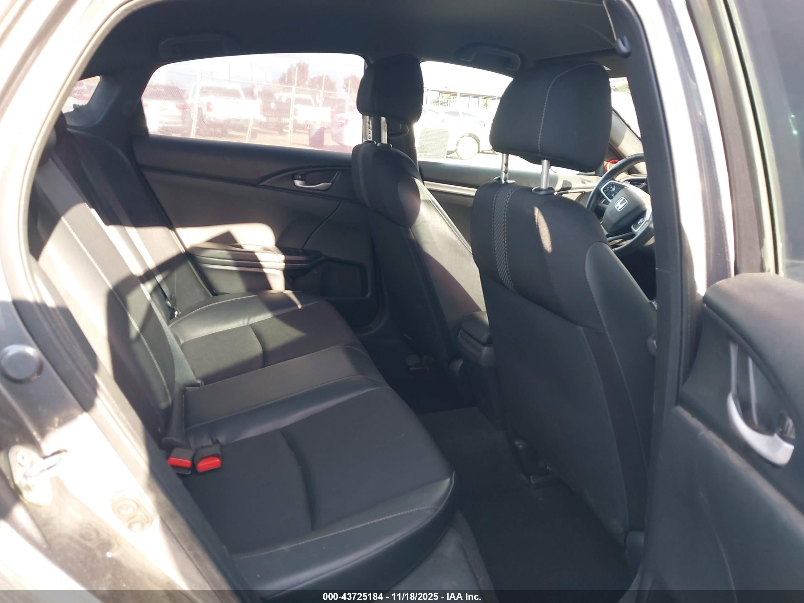 HONDA CIVIC image 8