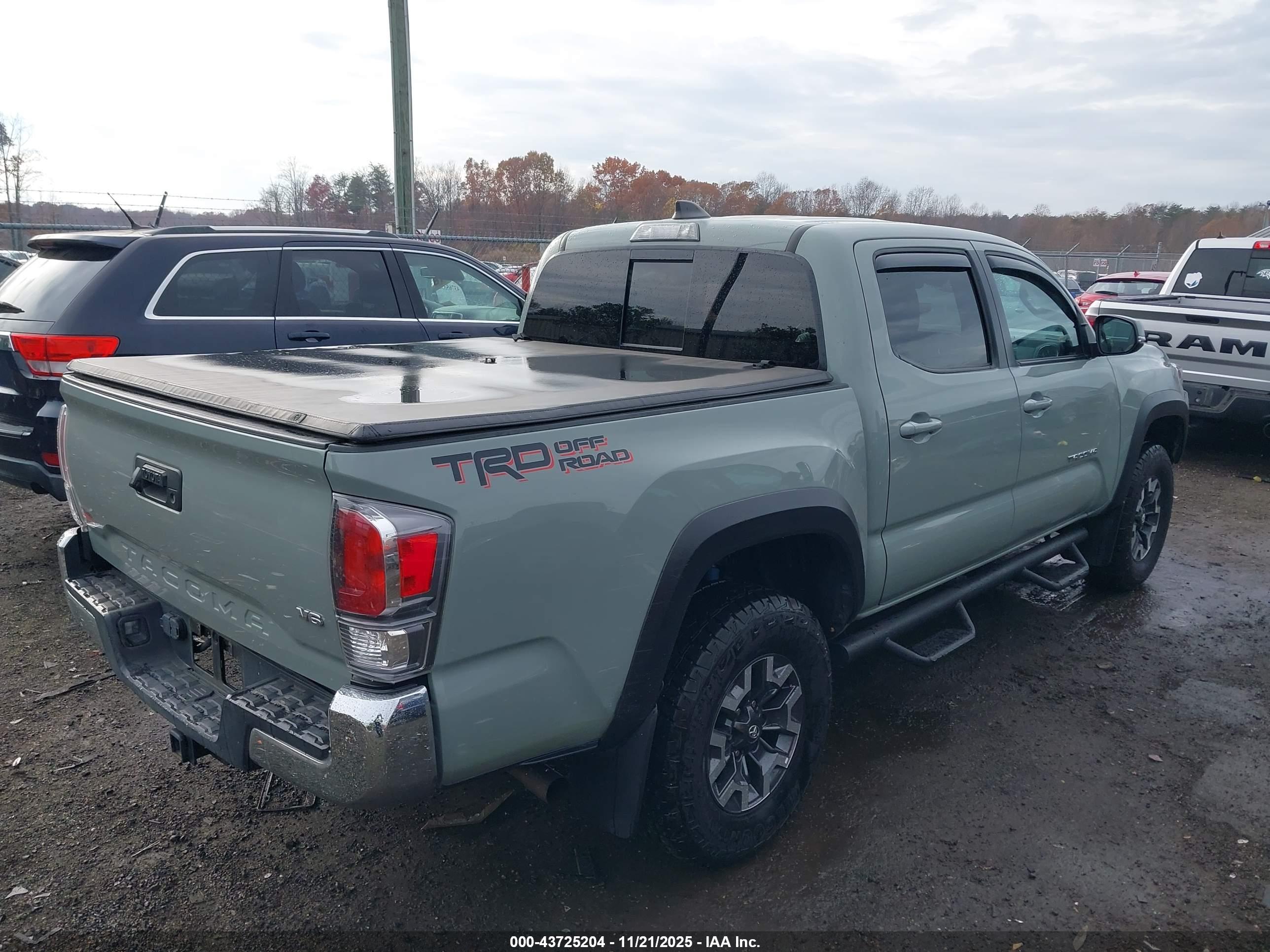 TOYOTA TACOMA image 4