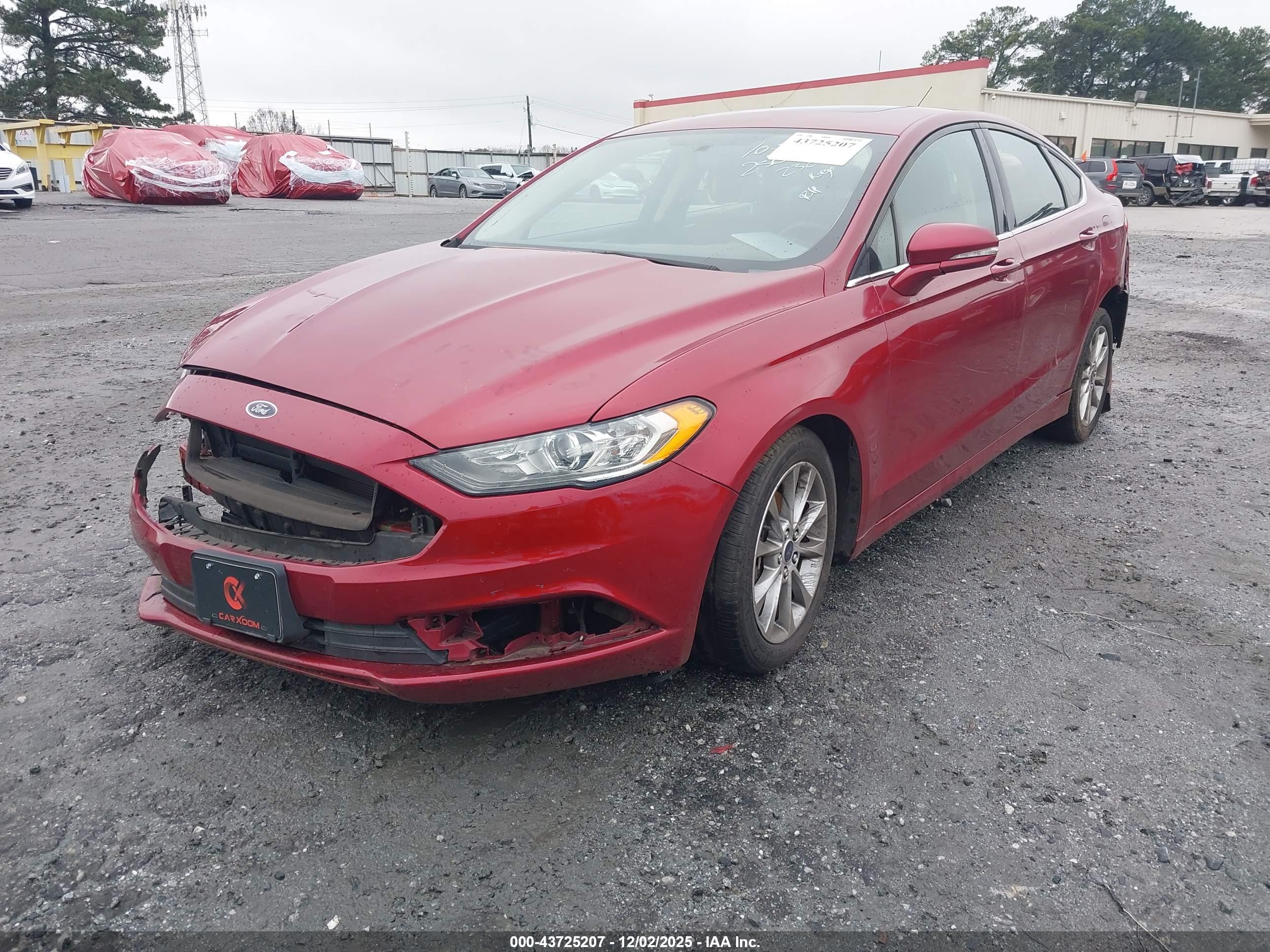 FORD FUSION image 2