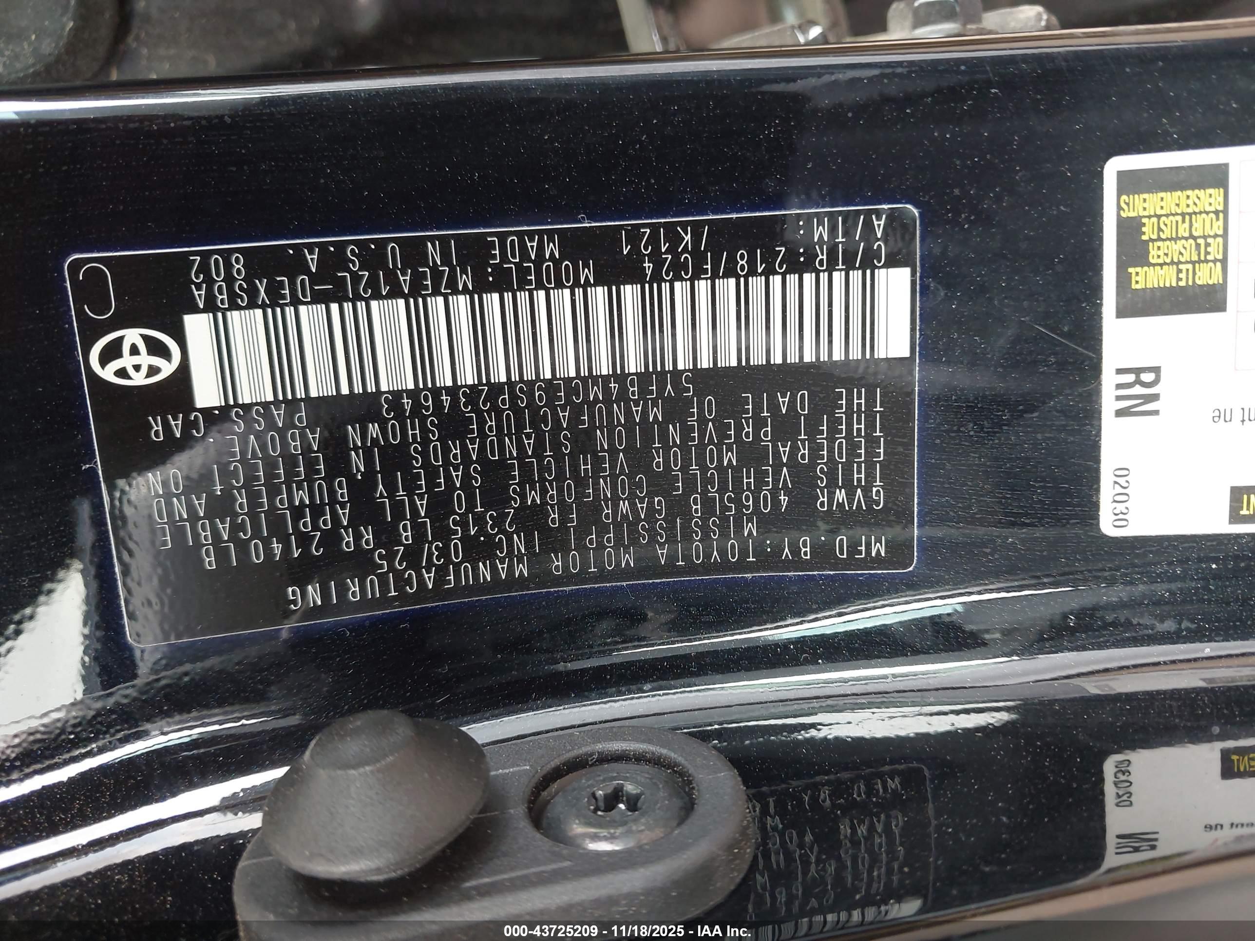 TOYOTA COROLLA image 9
