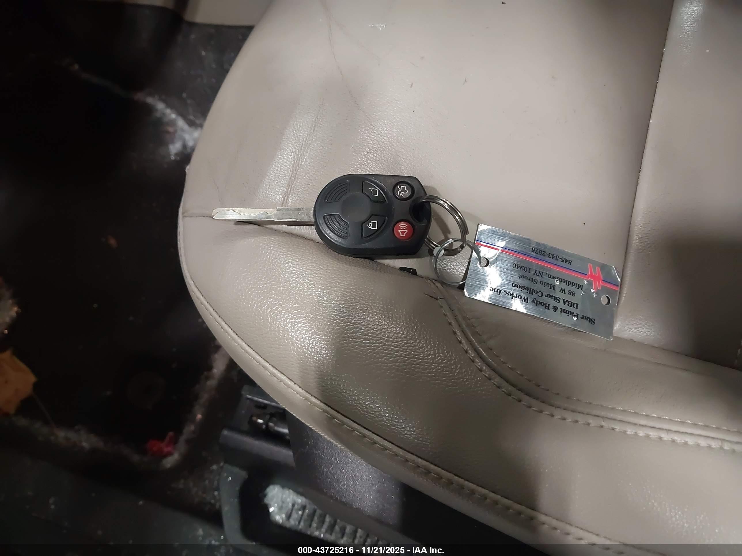FORD ESCAPE image 11