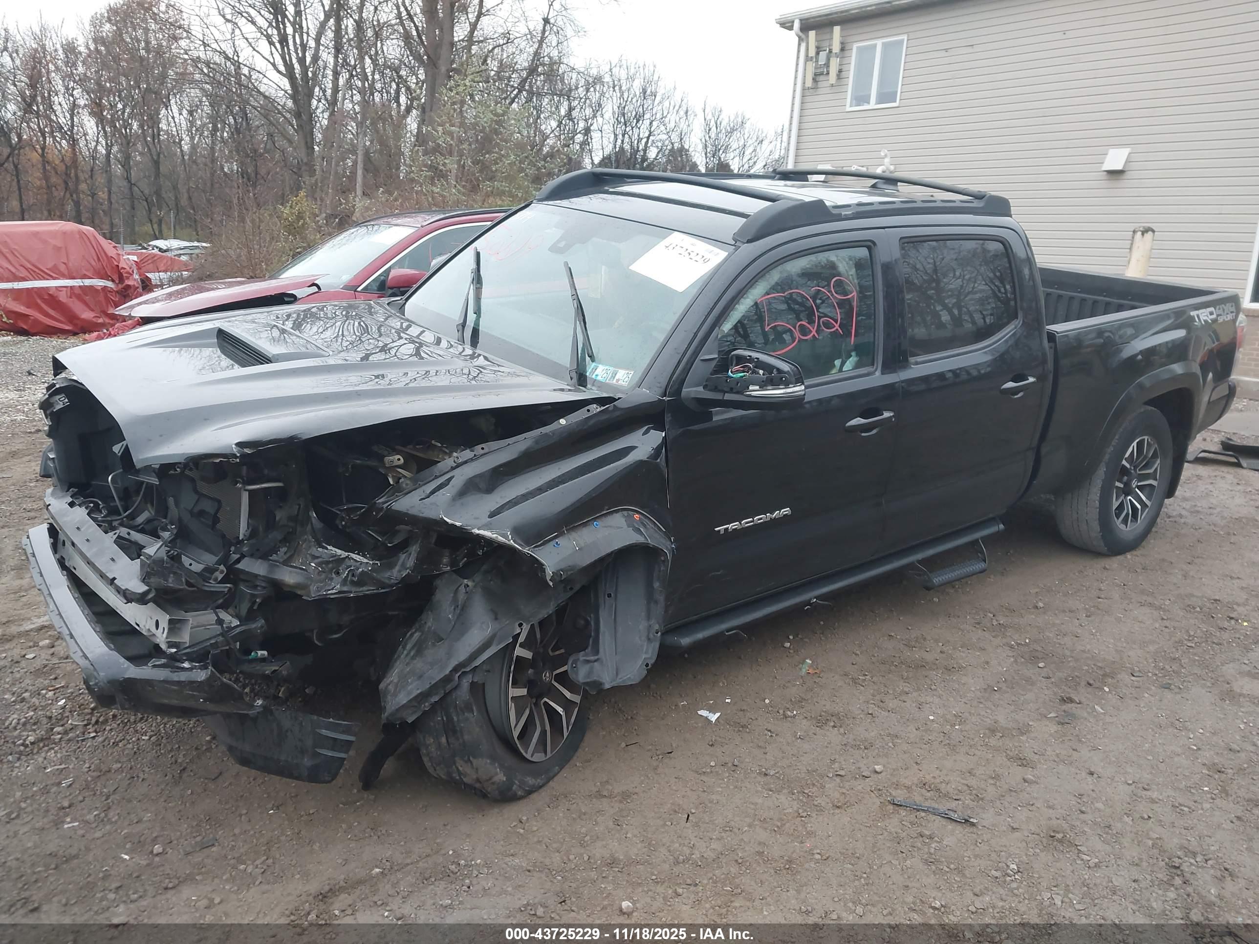 TOYOTA TACOMA image 2