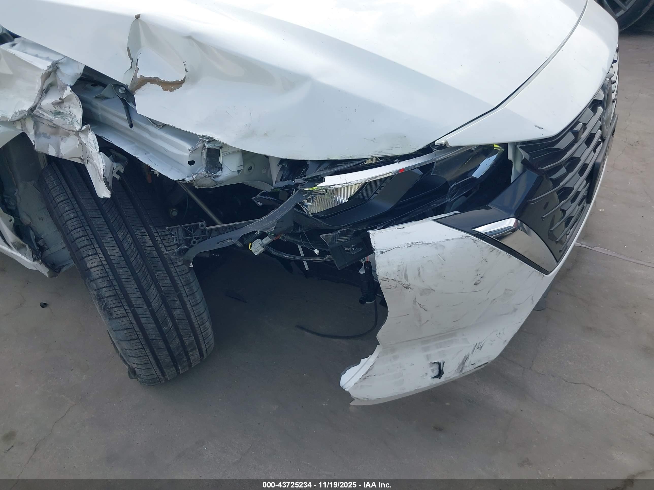 NISSAN SENTRA image 6
