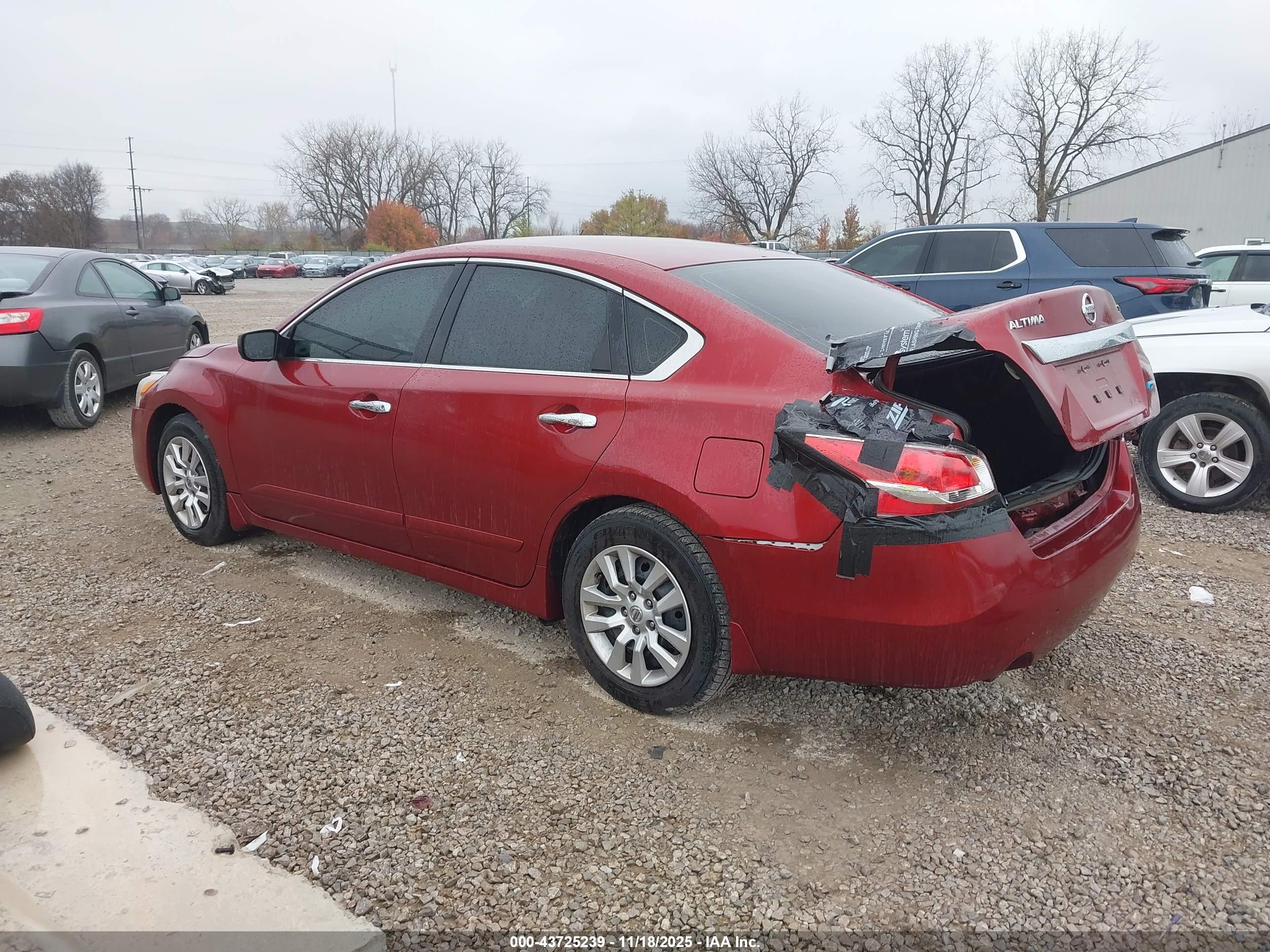 NISSAN ALTIMA image 3