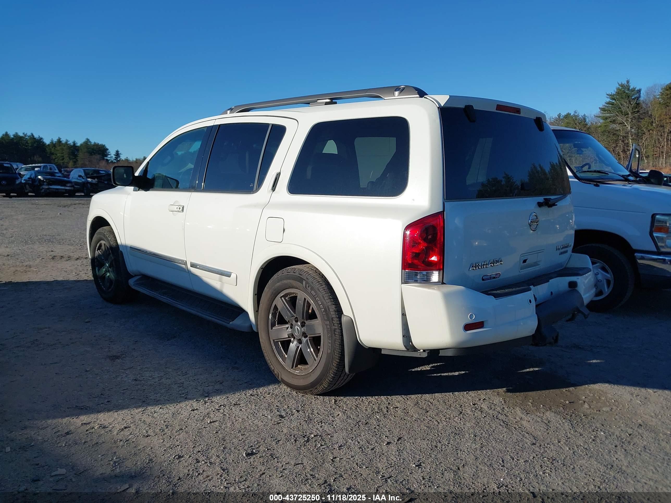 NISSAN ARMADA image 3