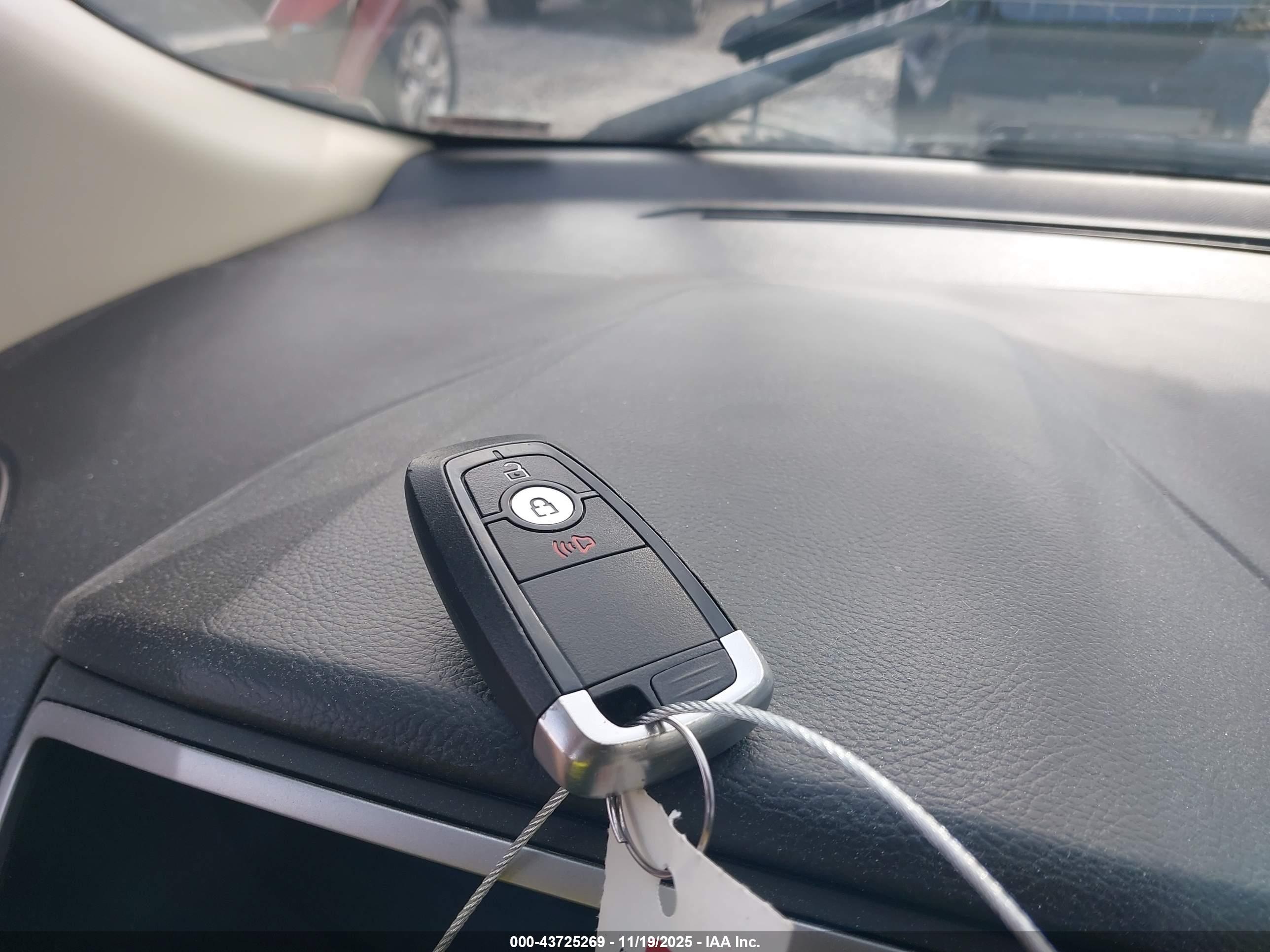 FORD EDGE image 11