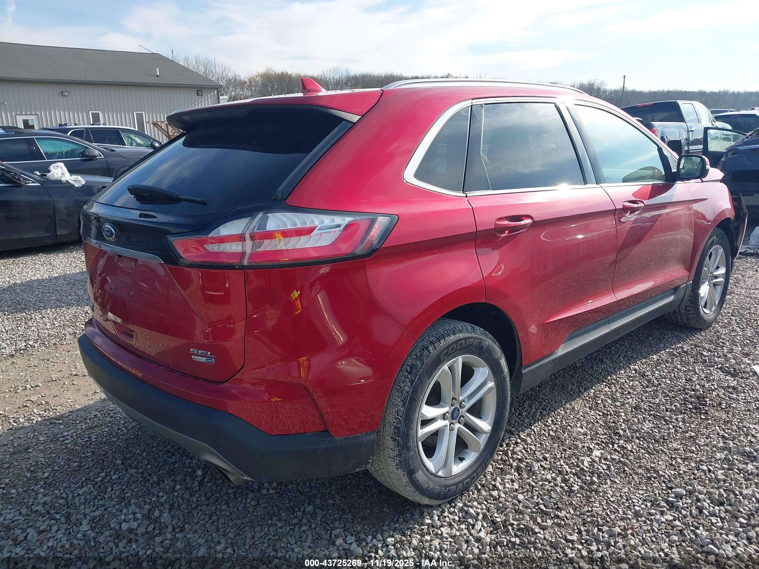 FORD EDGE image 4