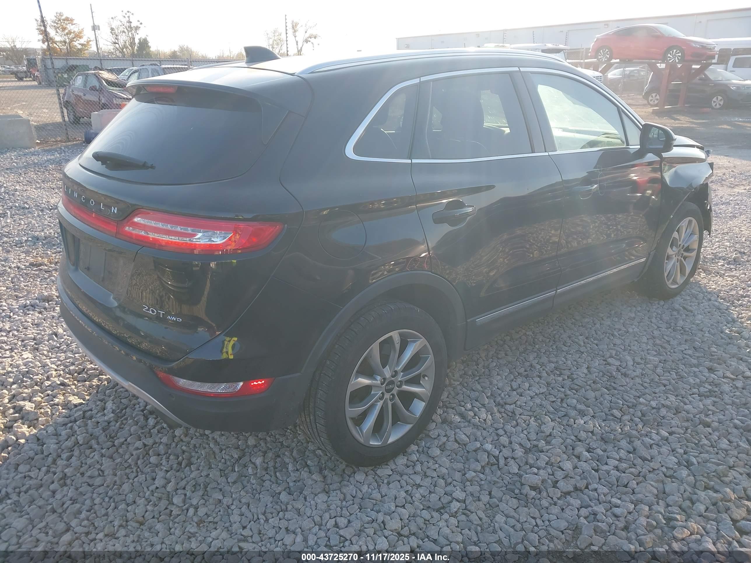 LINCOLN MKC image 4