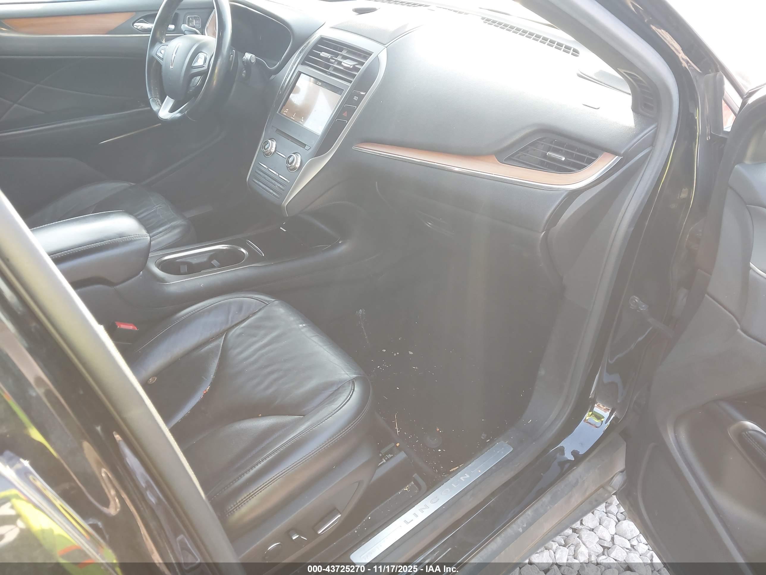 LINCOLN MKC image 5