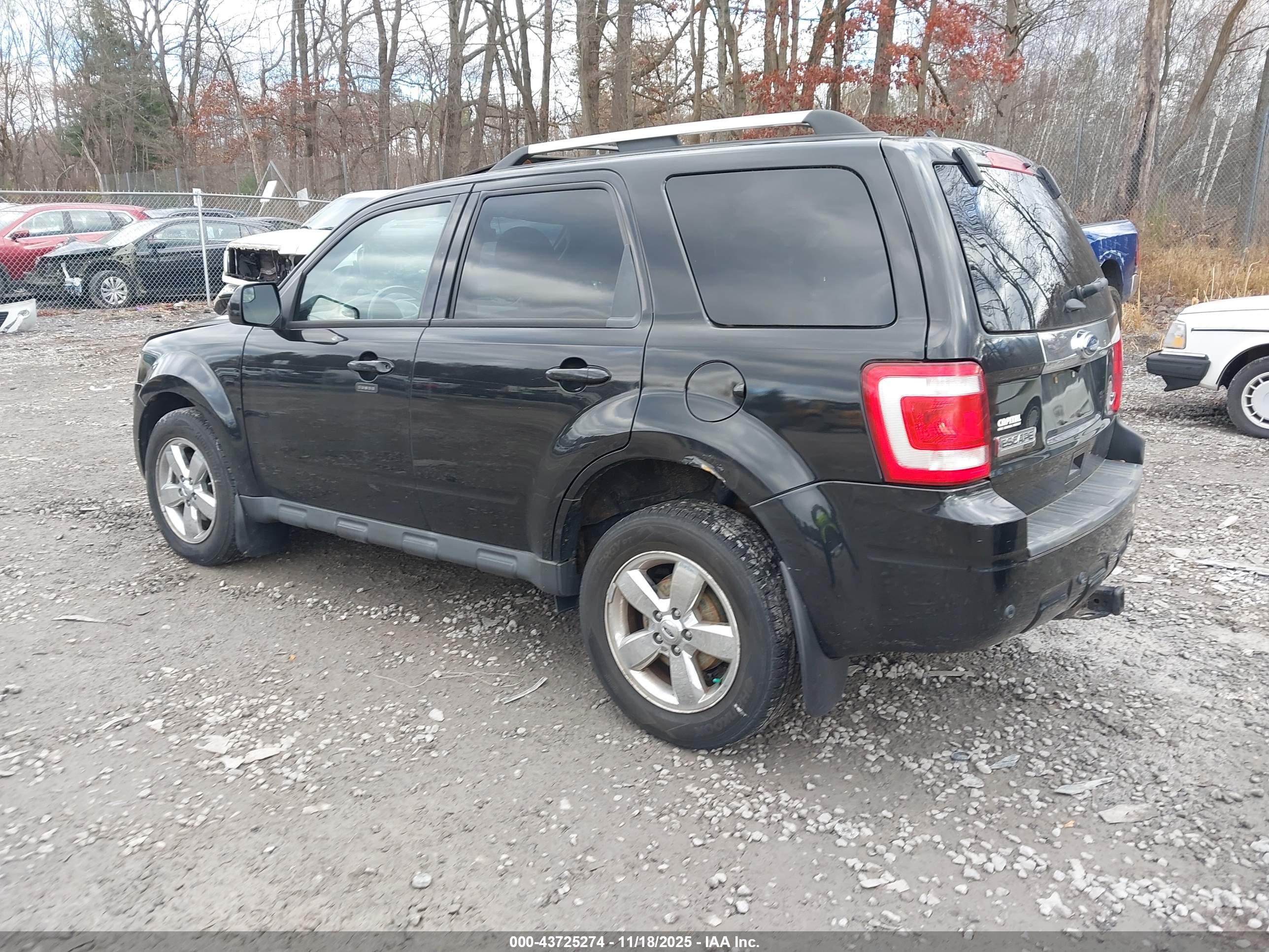FORD ESCAPE image 3