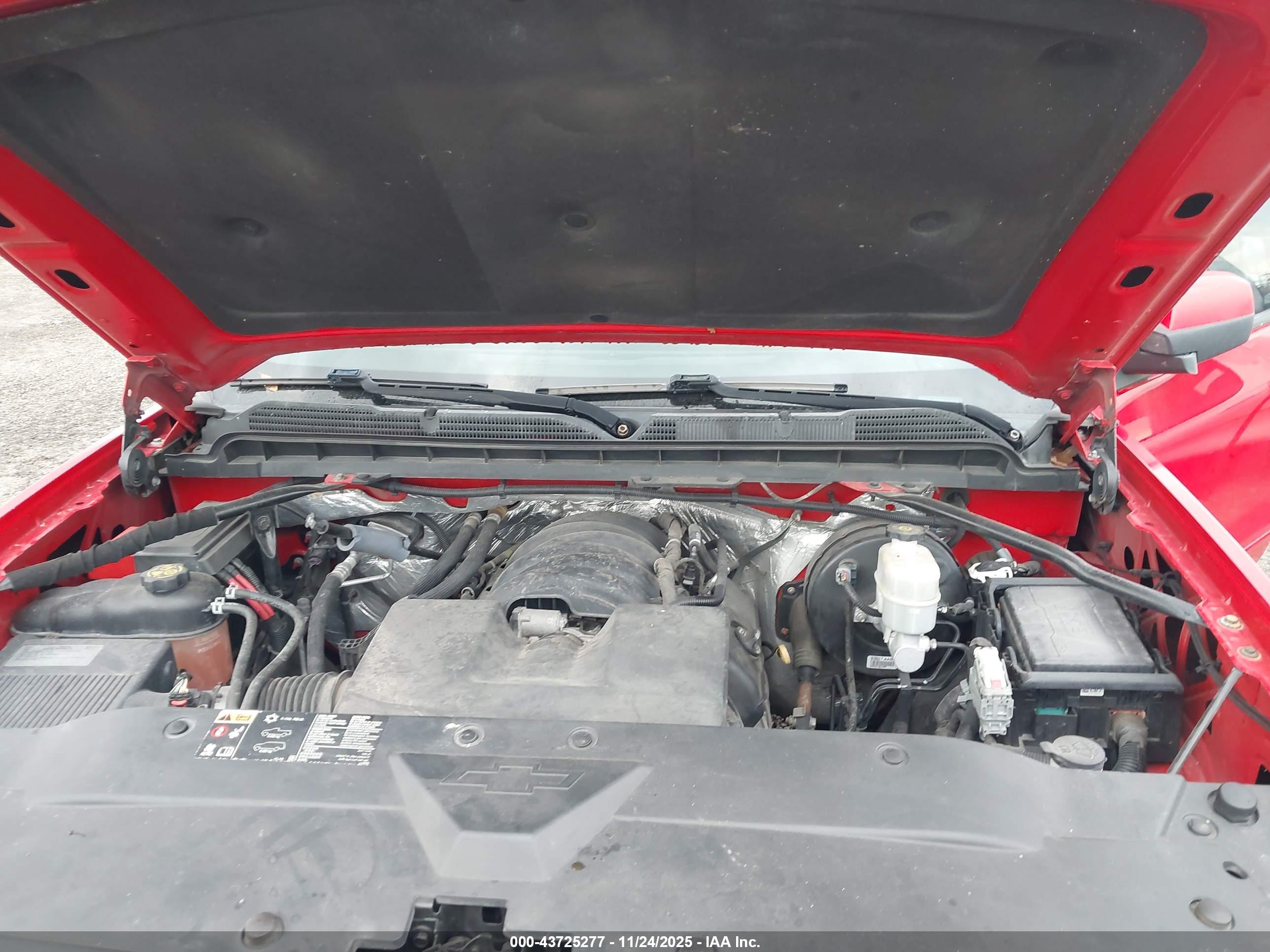 CHEVROLET SILVERADO image 10
