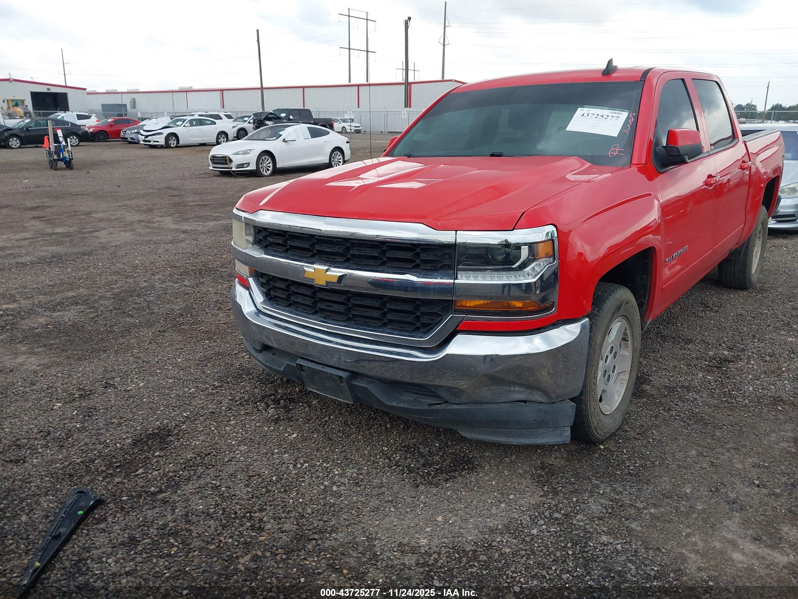 CHEVROLET SILVERADO image 6