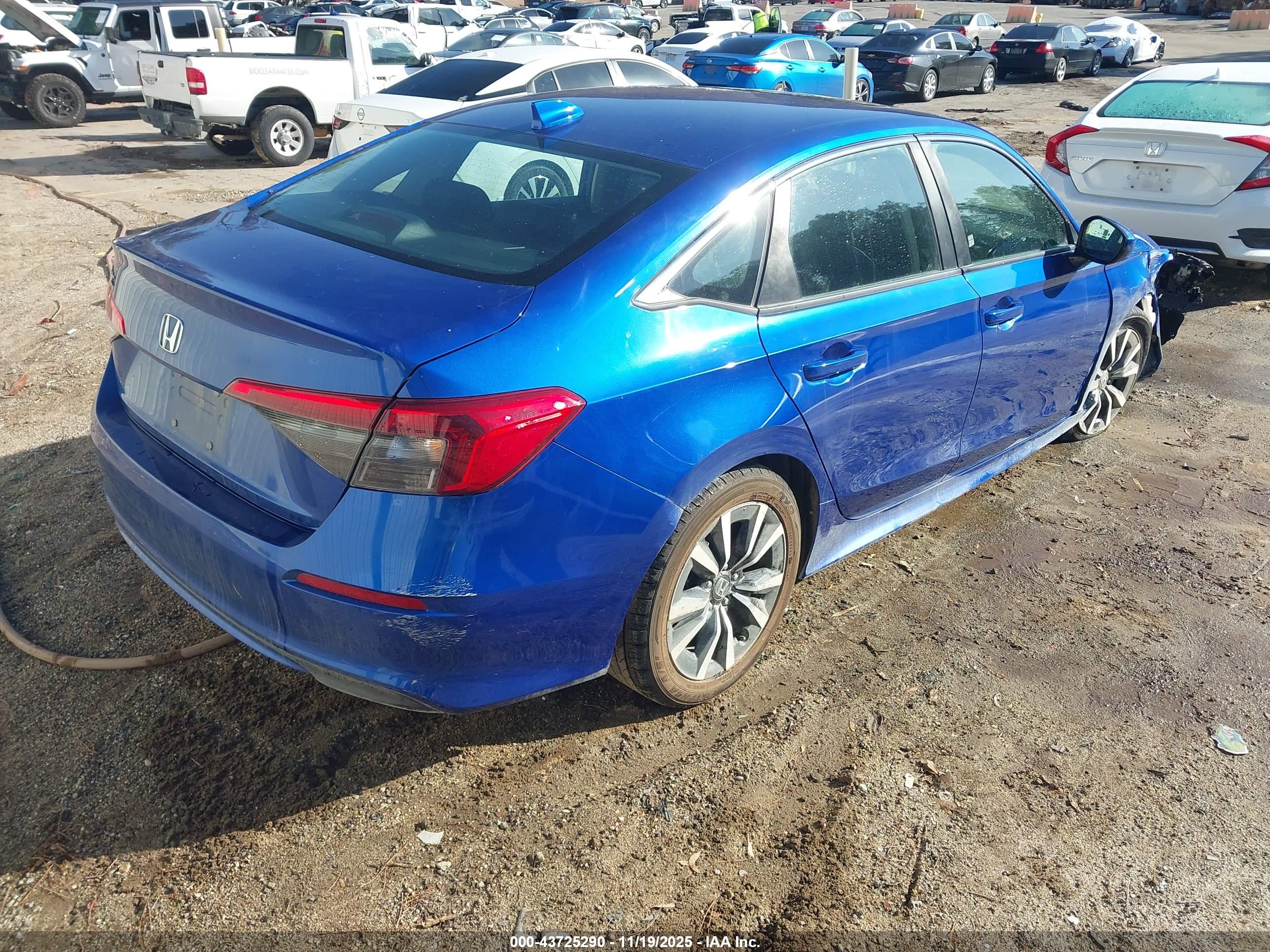 HONDA CIVIC image 4
