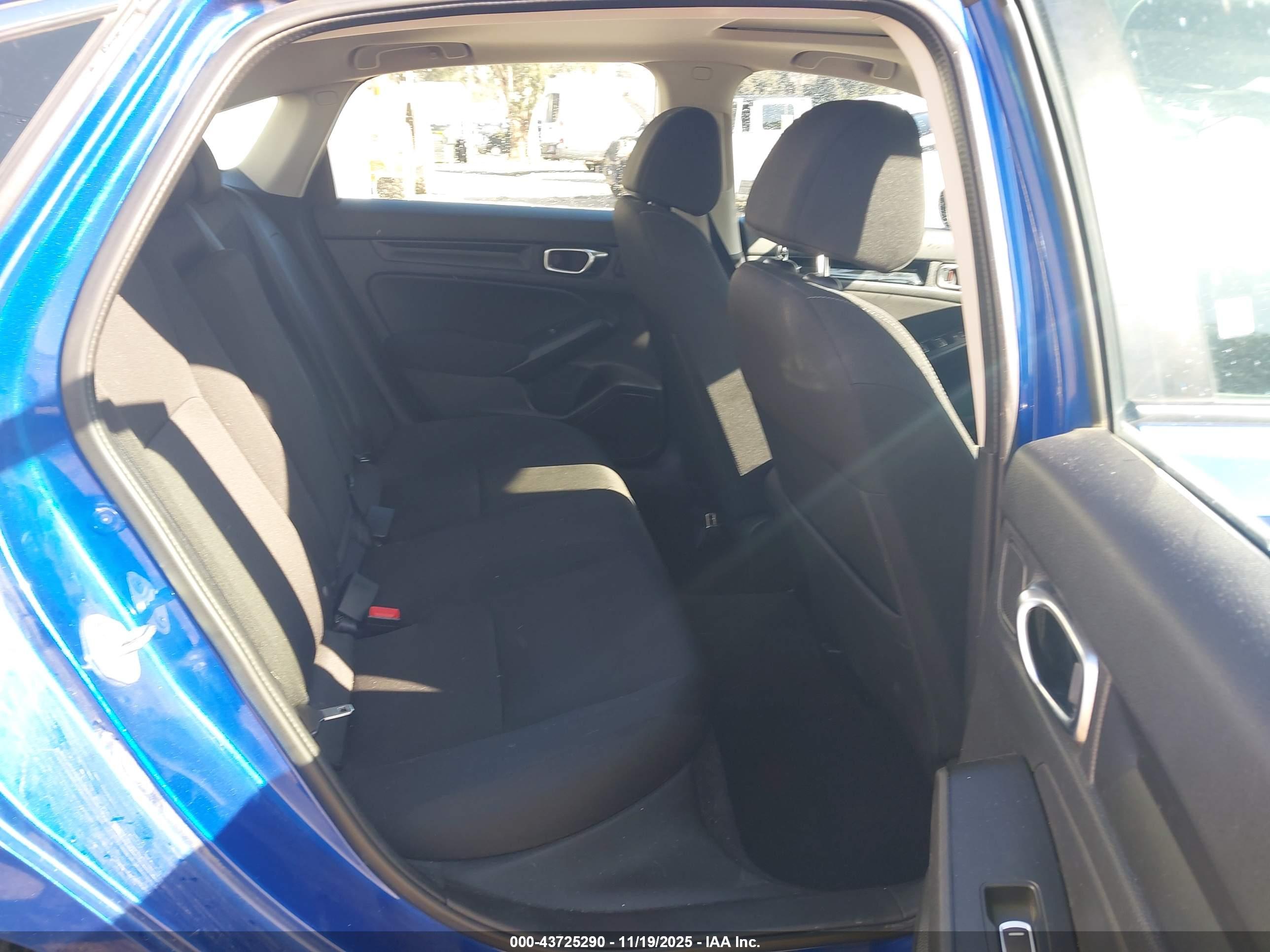 HONDA CIVIC image 8