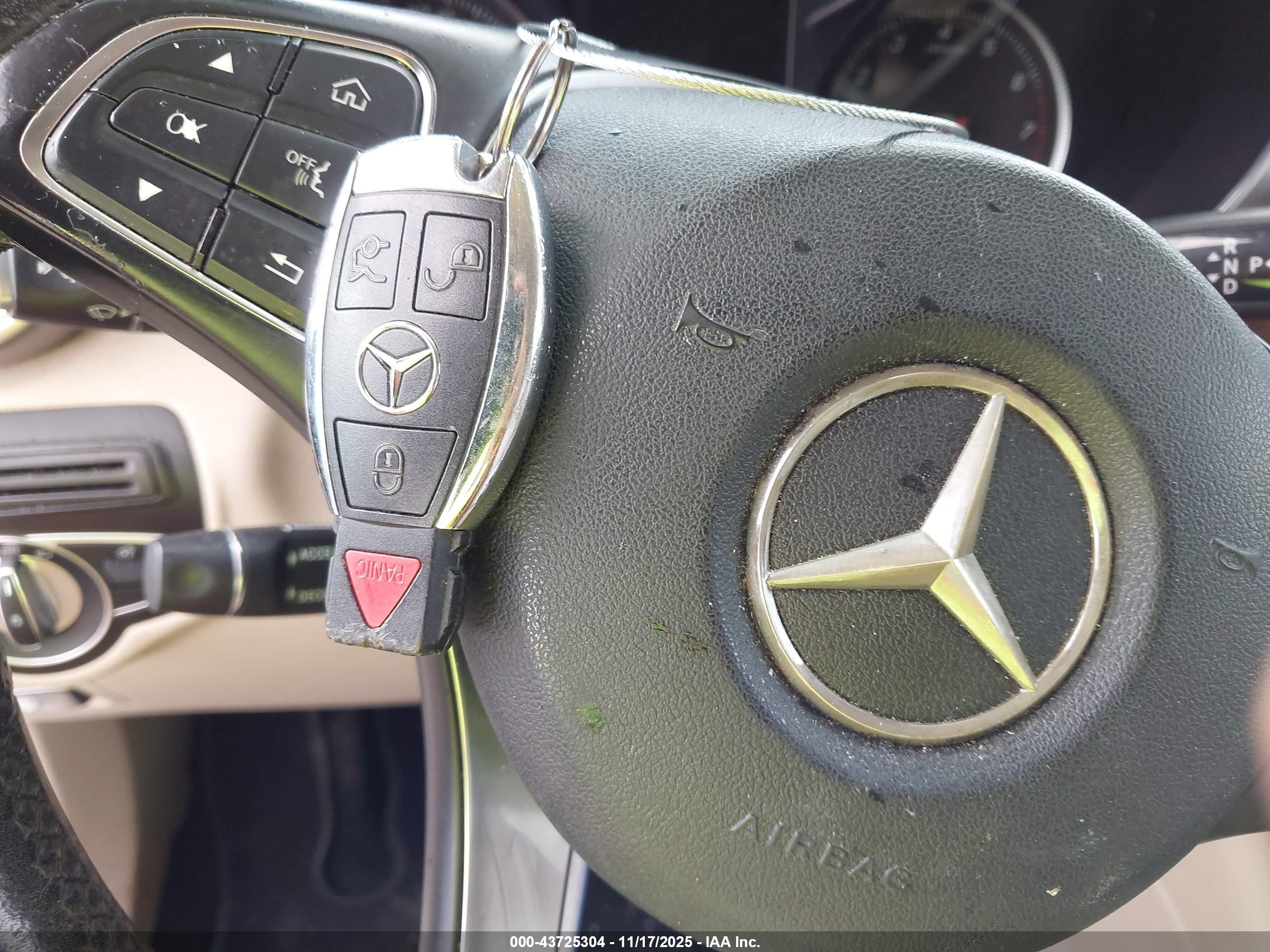 MERCEDES-BENZ GLC image 11