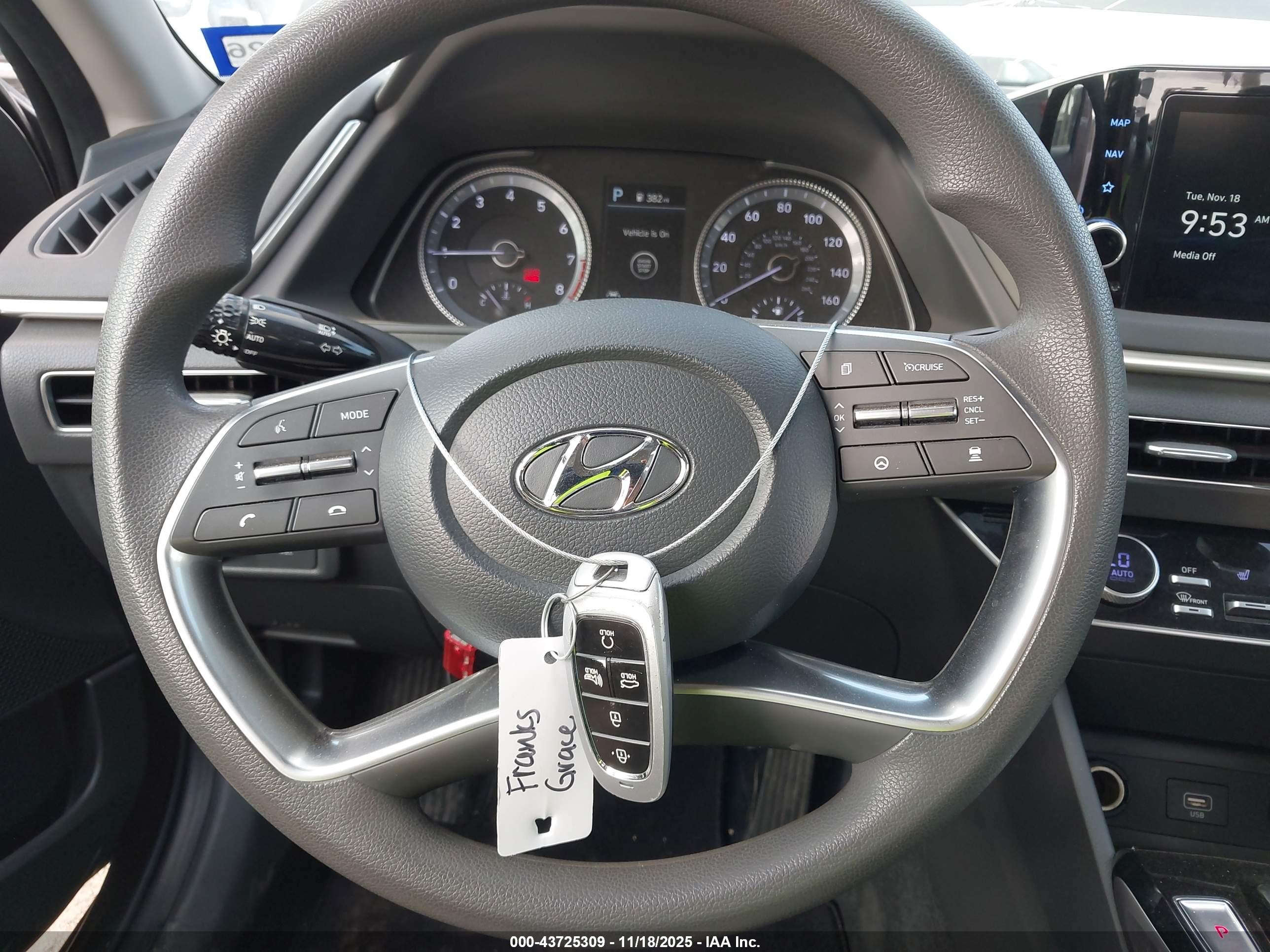 HYUNDAI SONATA image 11