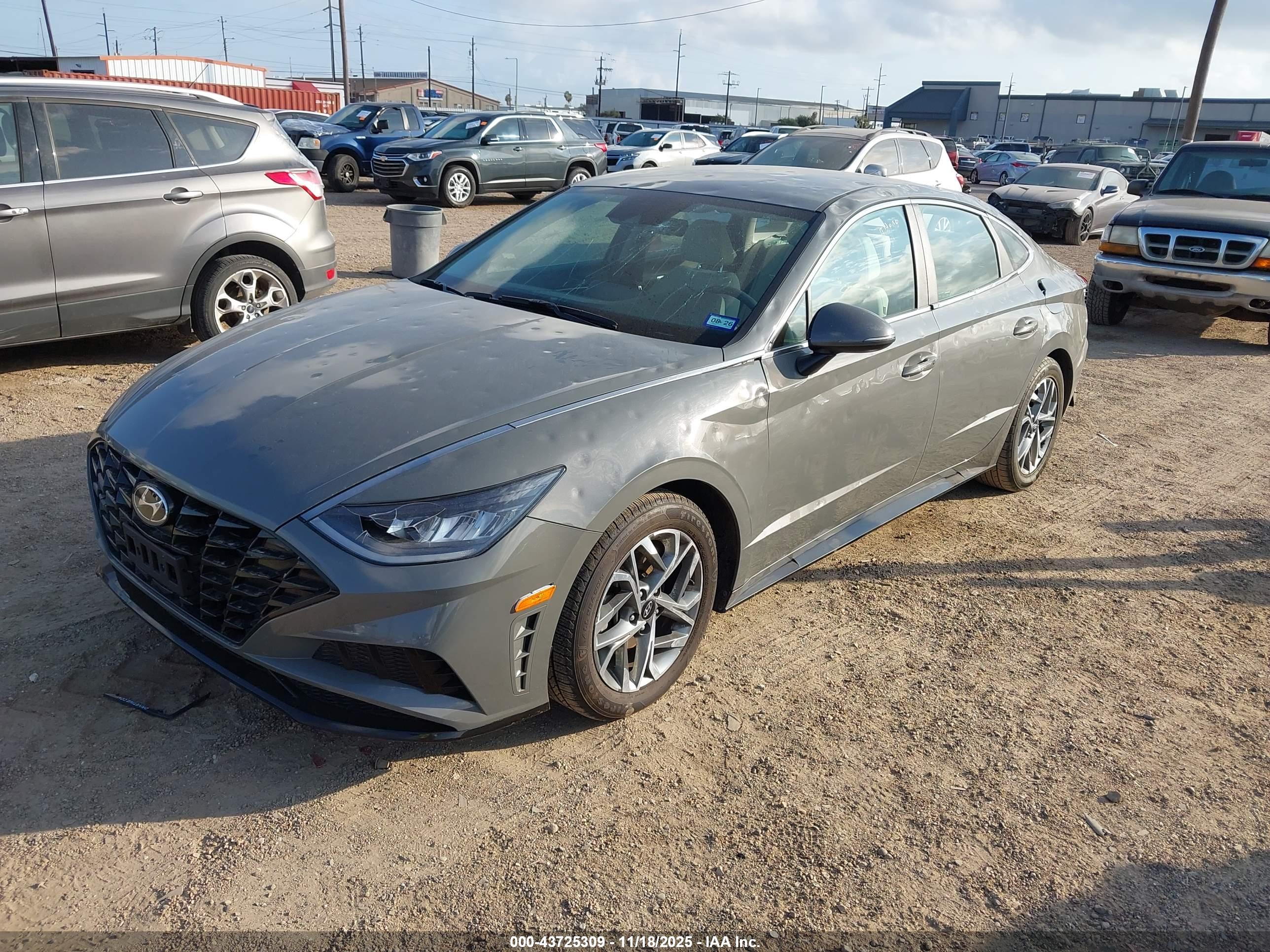 HYUNDAI SONATA image 2