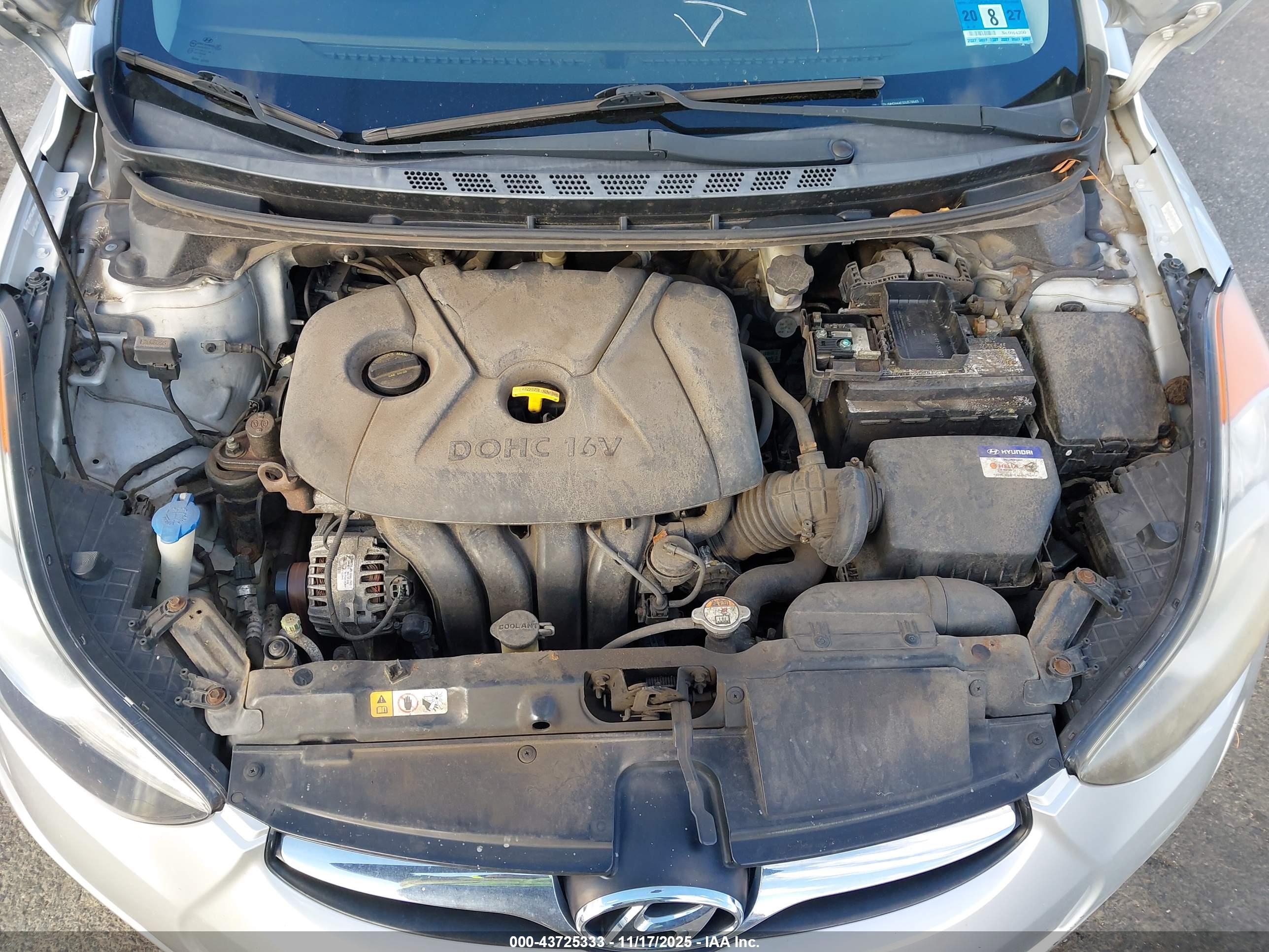 HYUNDAI ELANTRA image 10