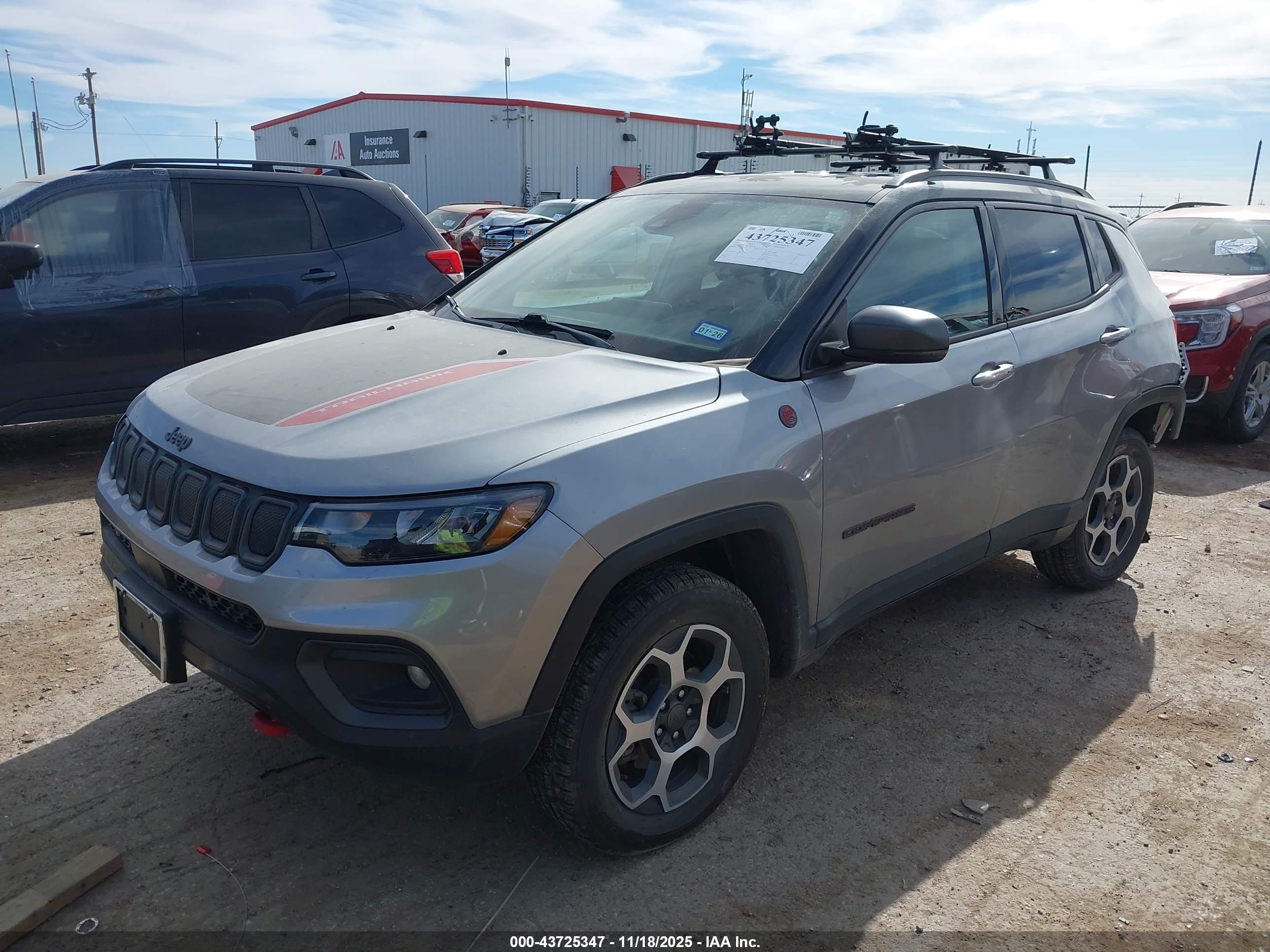 JEEP COMPASS image 2