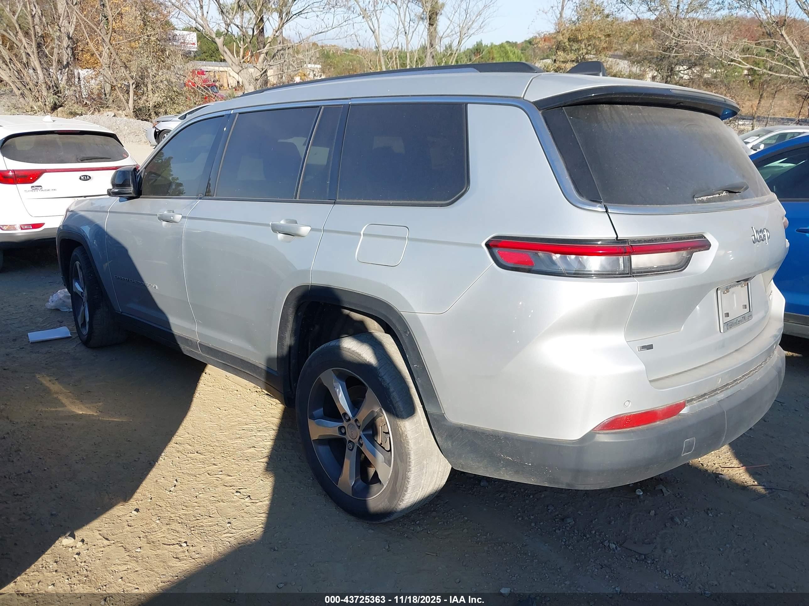 JEEP GRAND image 3