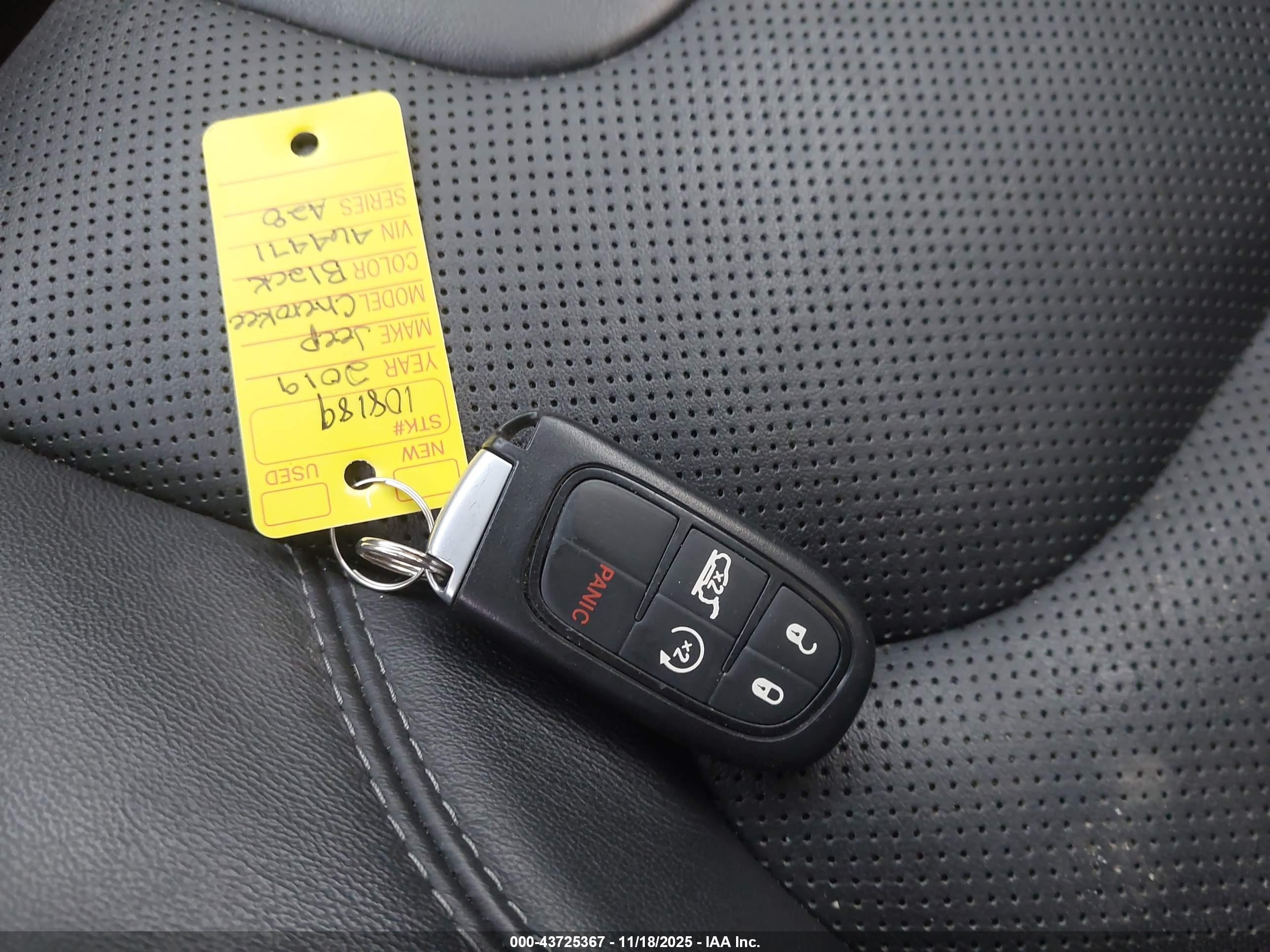 JEEP CHEROKEE image 11