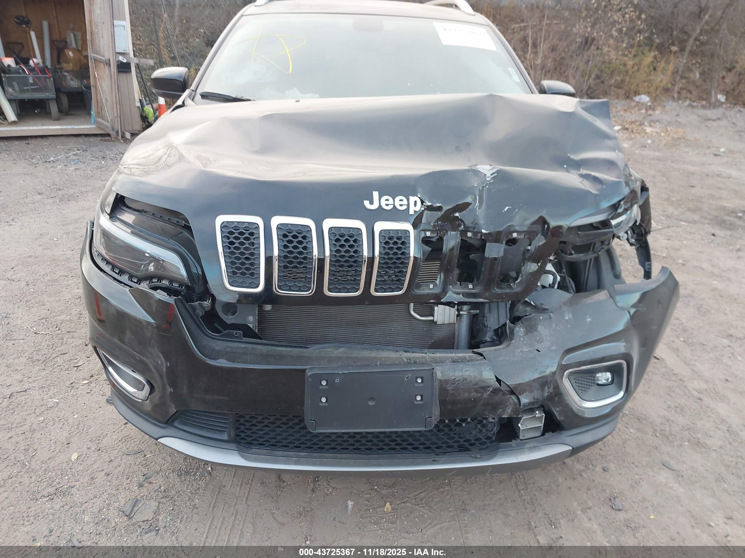 JEEP CHEROKEE image 6