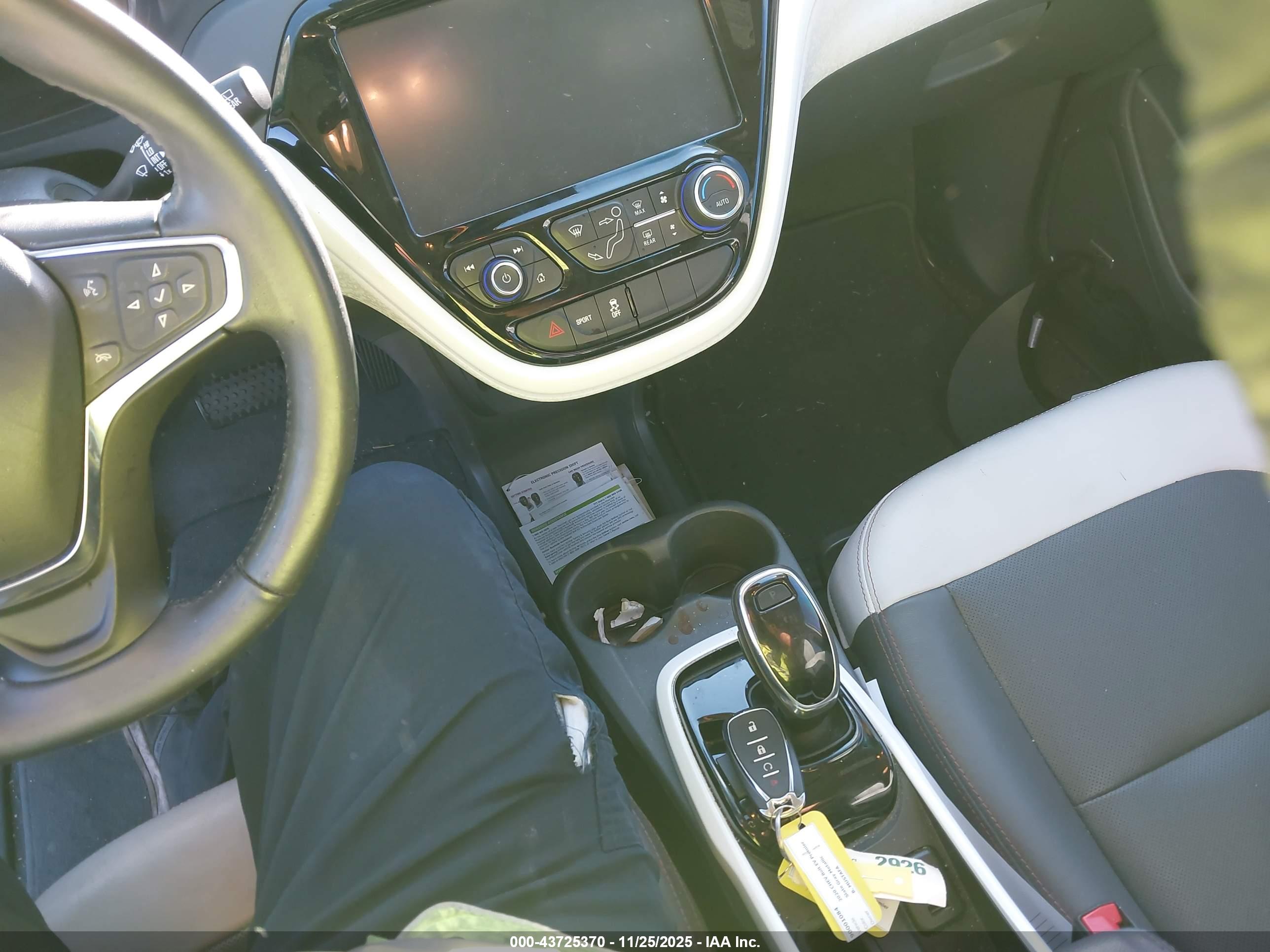 CHEVROLET BOLT image 11