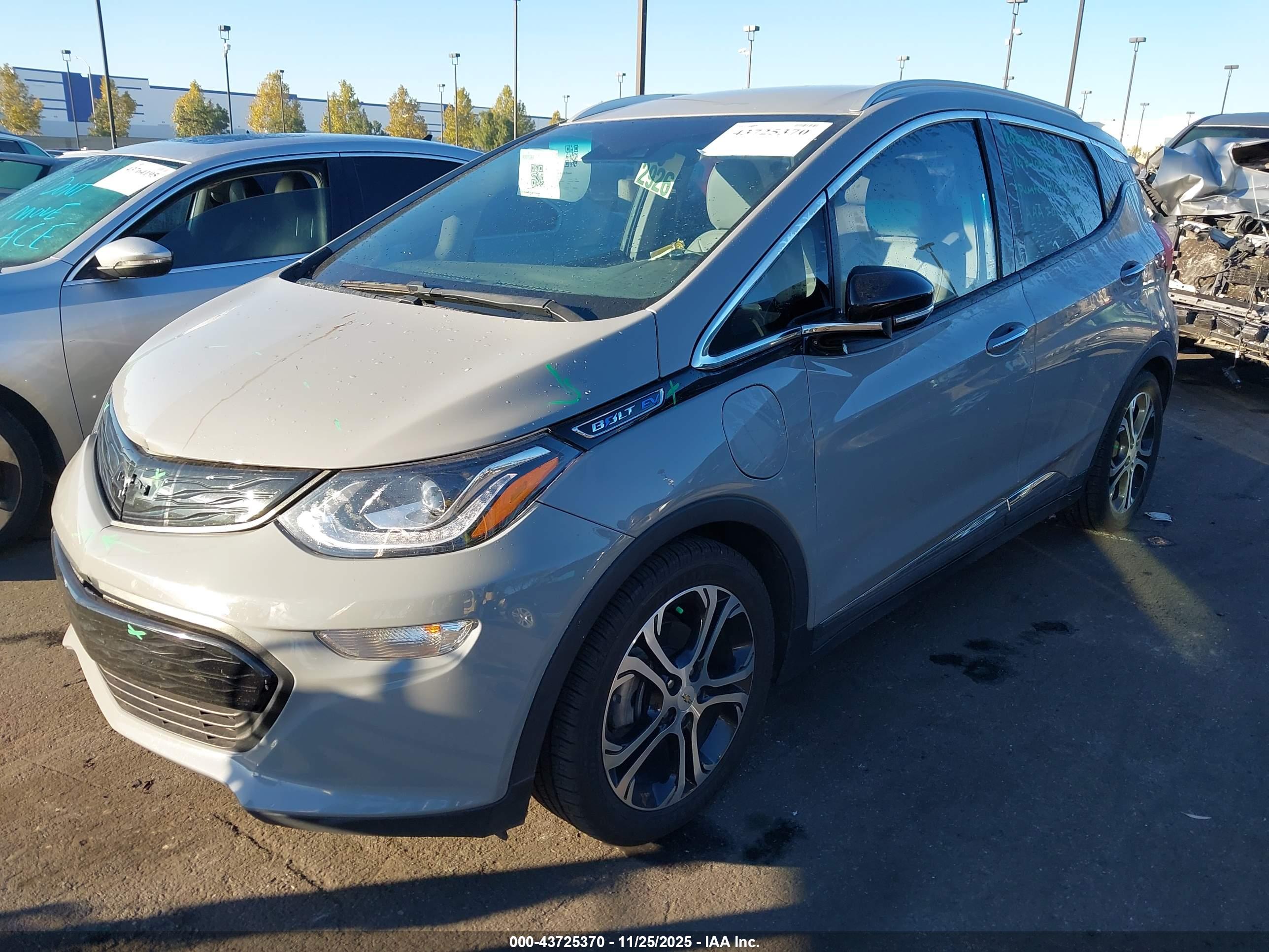 CHEVROLET BOLT image 2