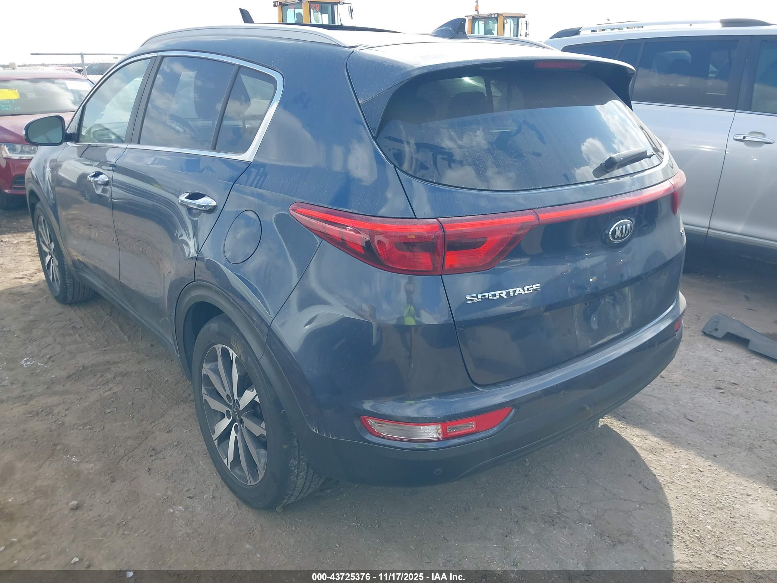 KIA SPORTAGE image 3