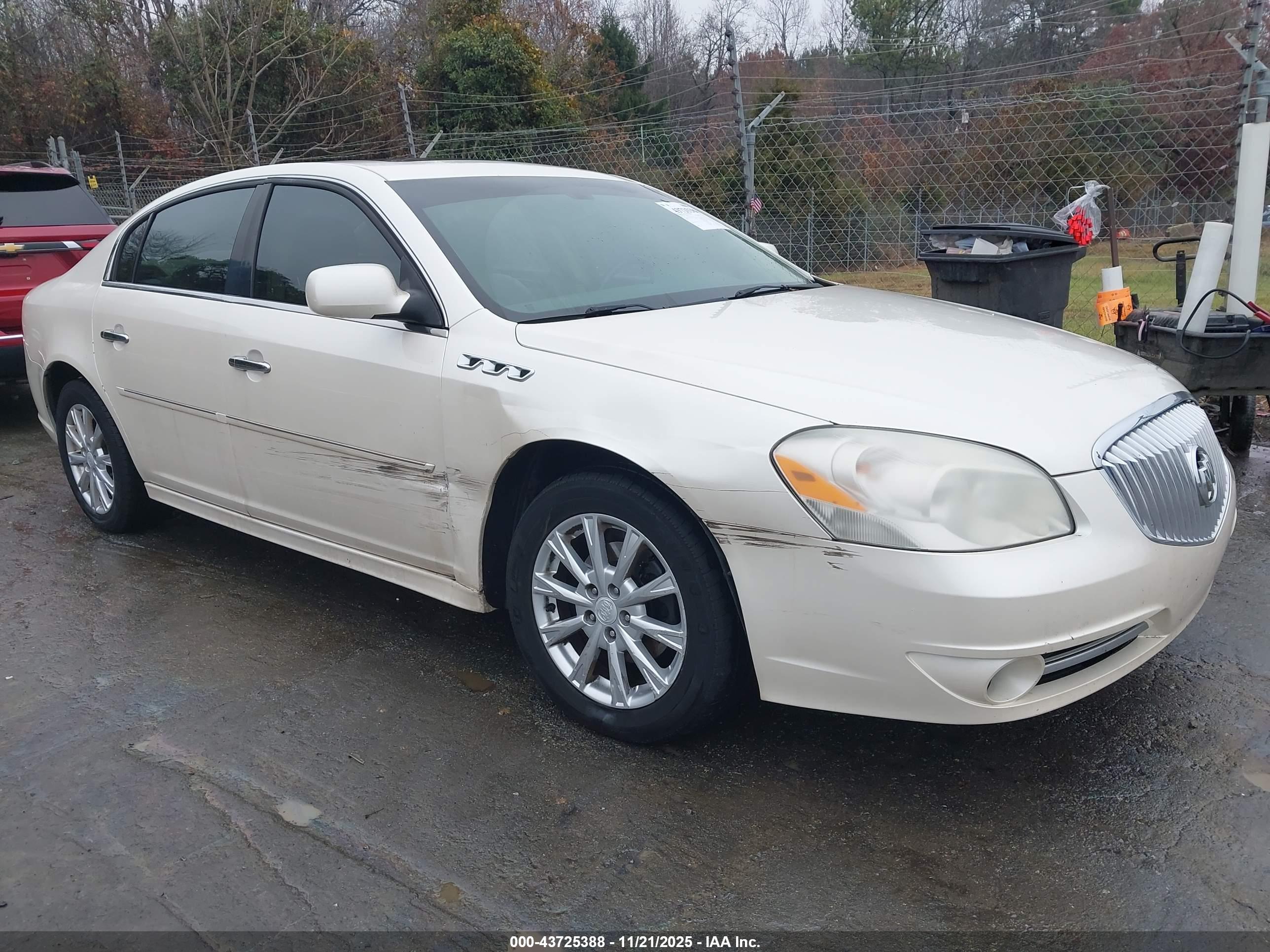 BUICK LUCERNE image 6
