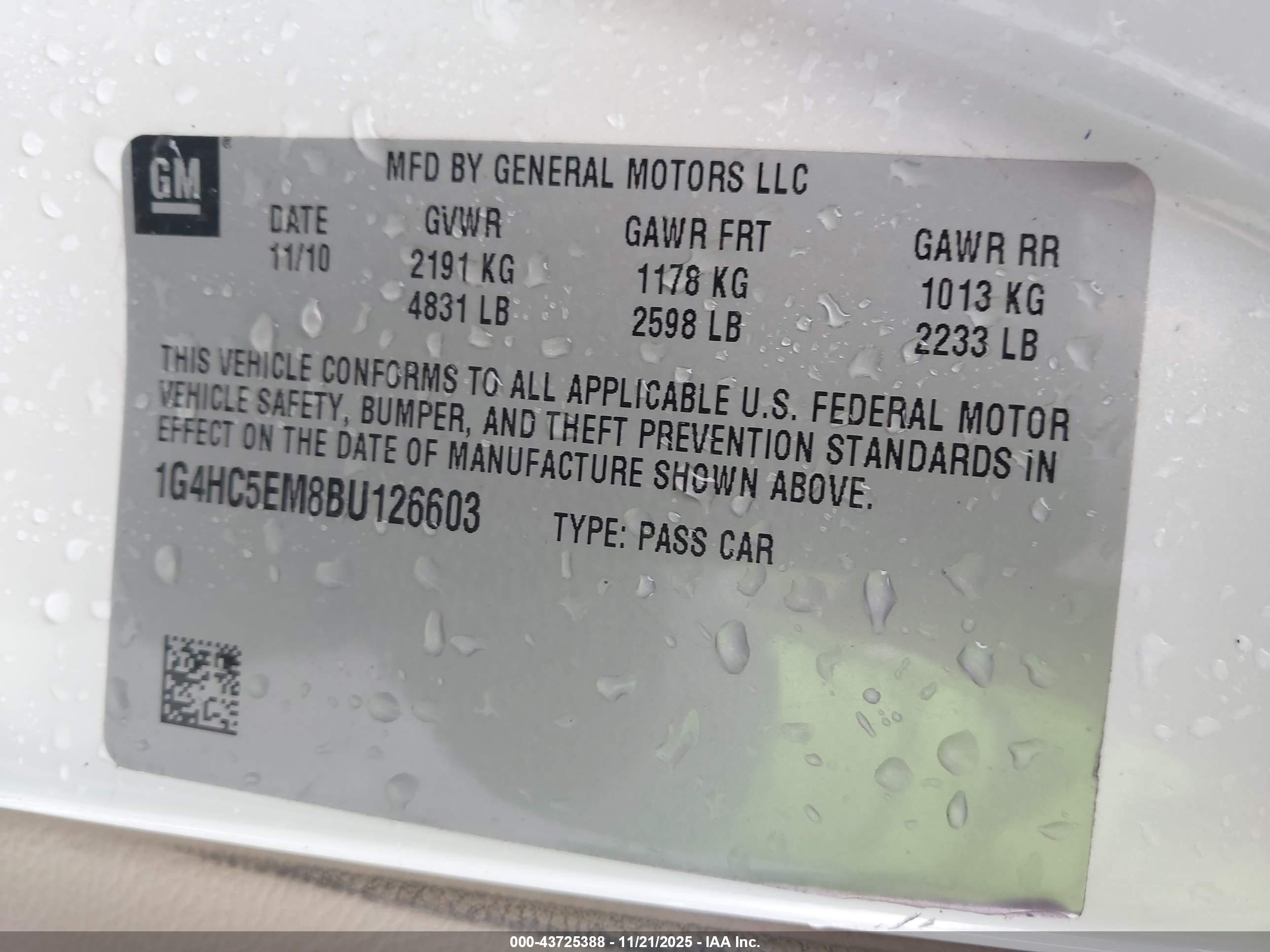 BUICK LUCERNE image 9