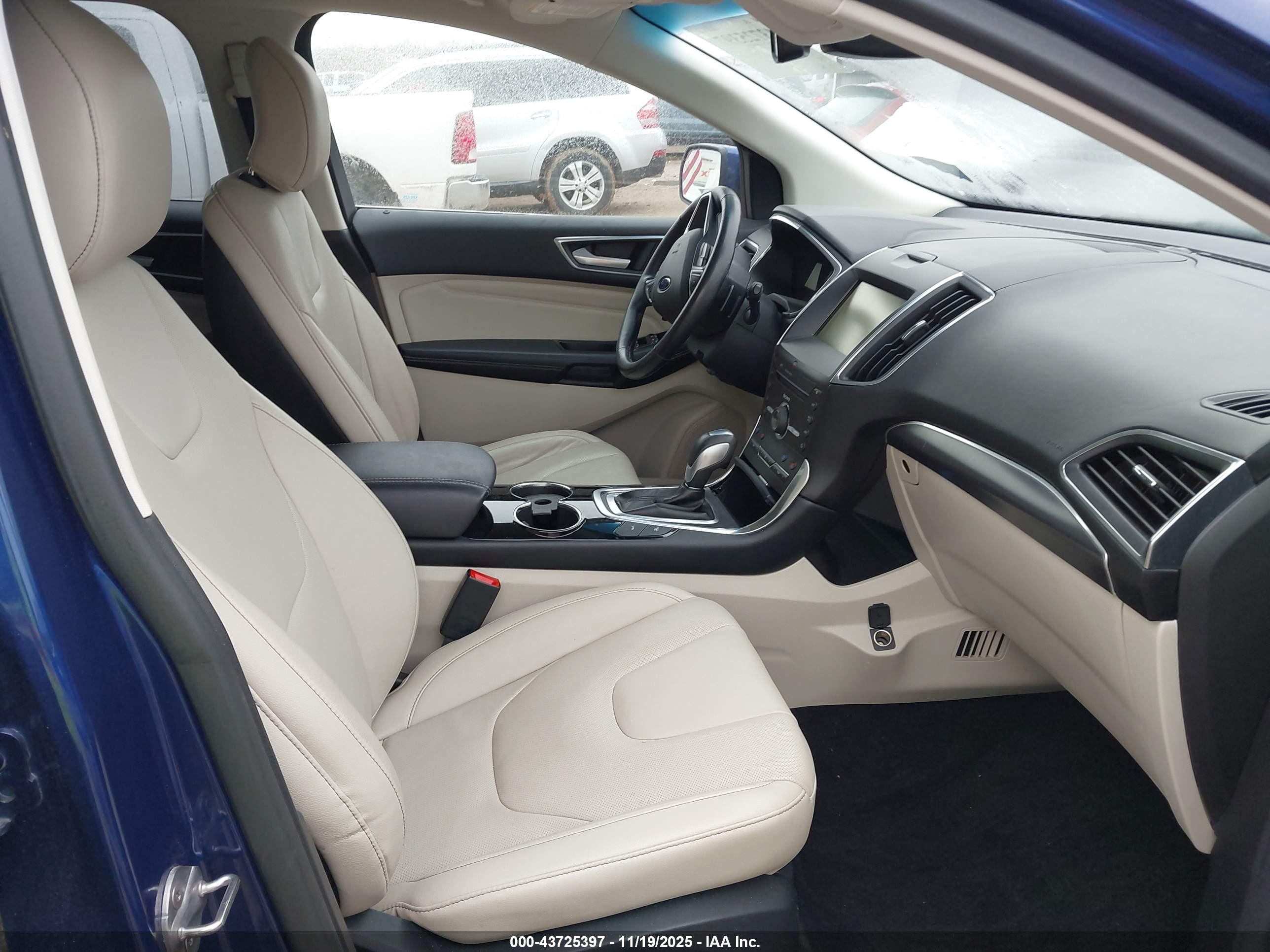FORD EDGE image 5