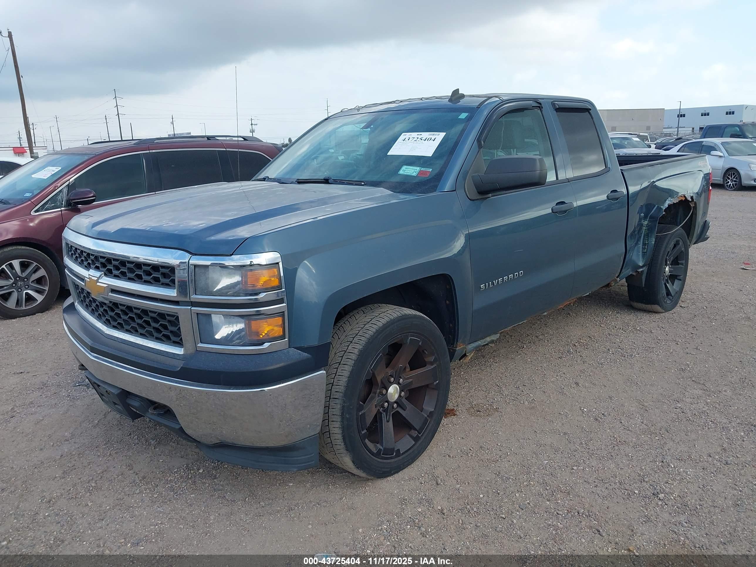 CHEVROLET SILVERADO image 2