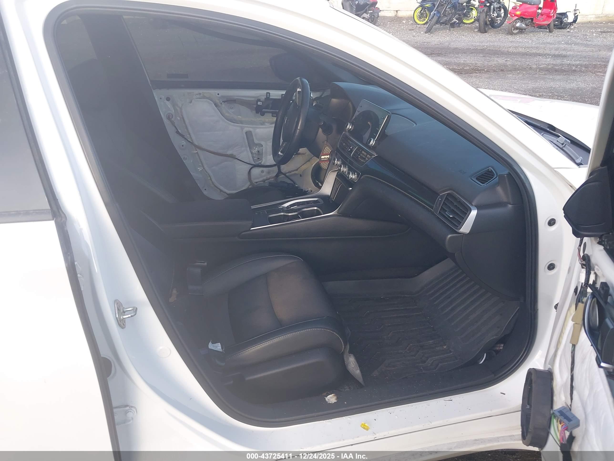 HONDA ACCORD image 5