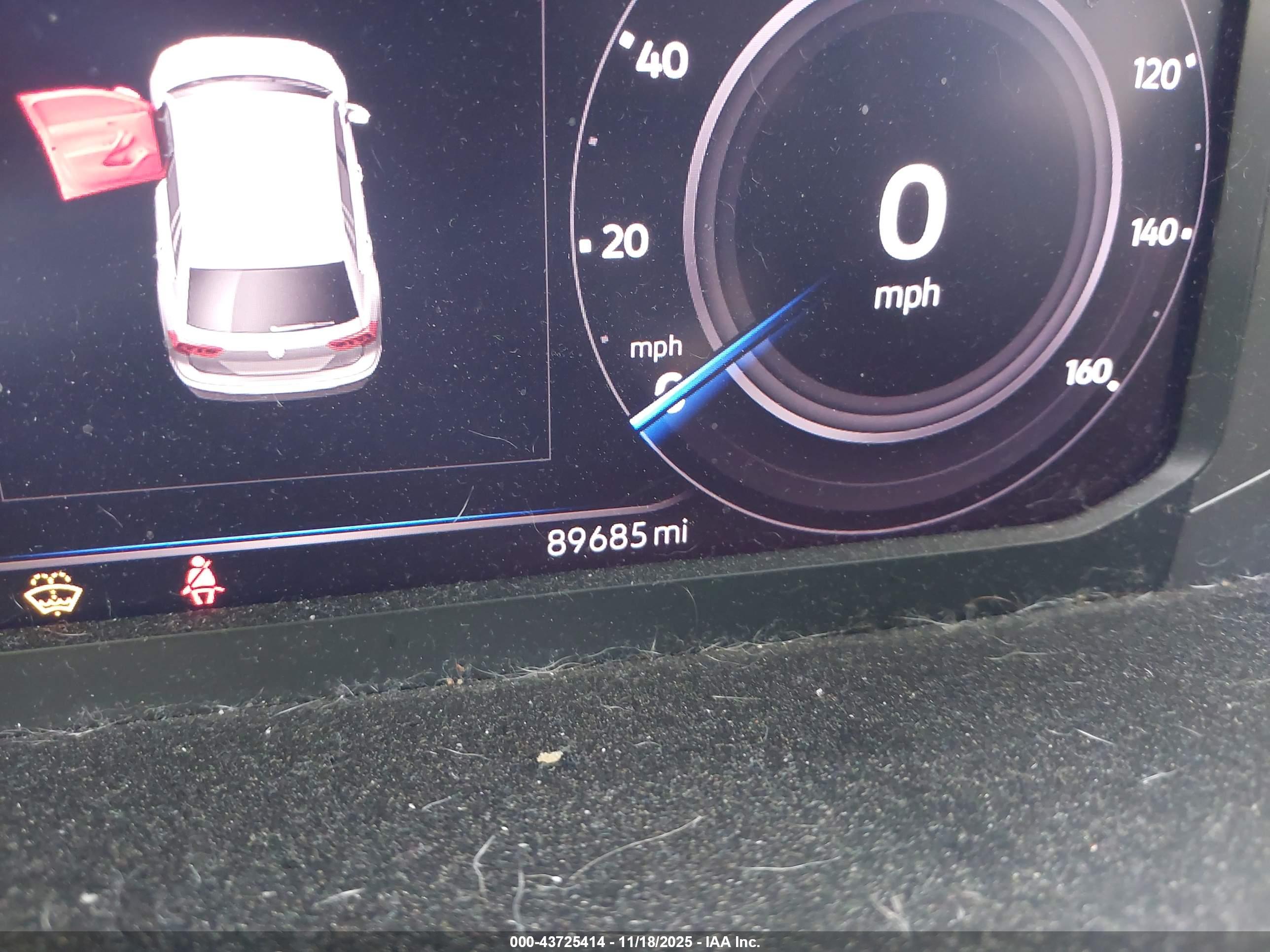 VOLKSWAGEN TIGUAN image 7