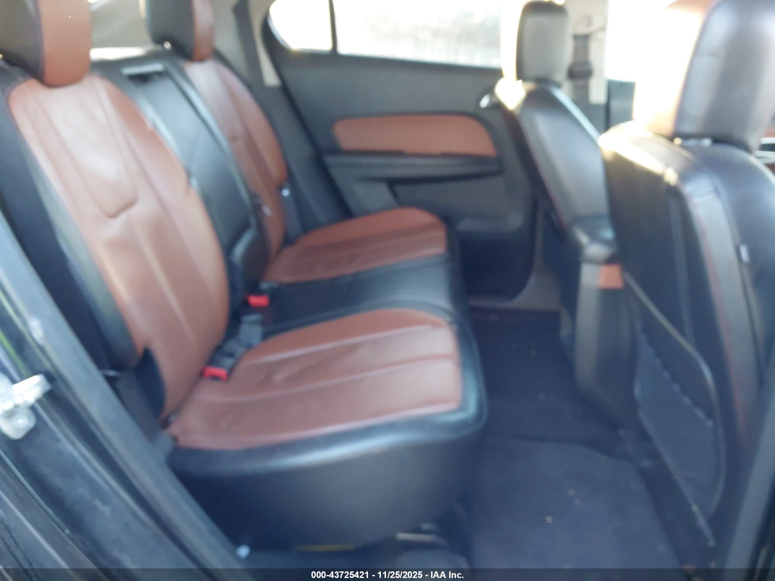 CHEVROLET EQUINOX image 8