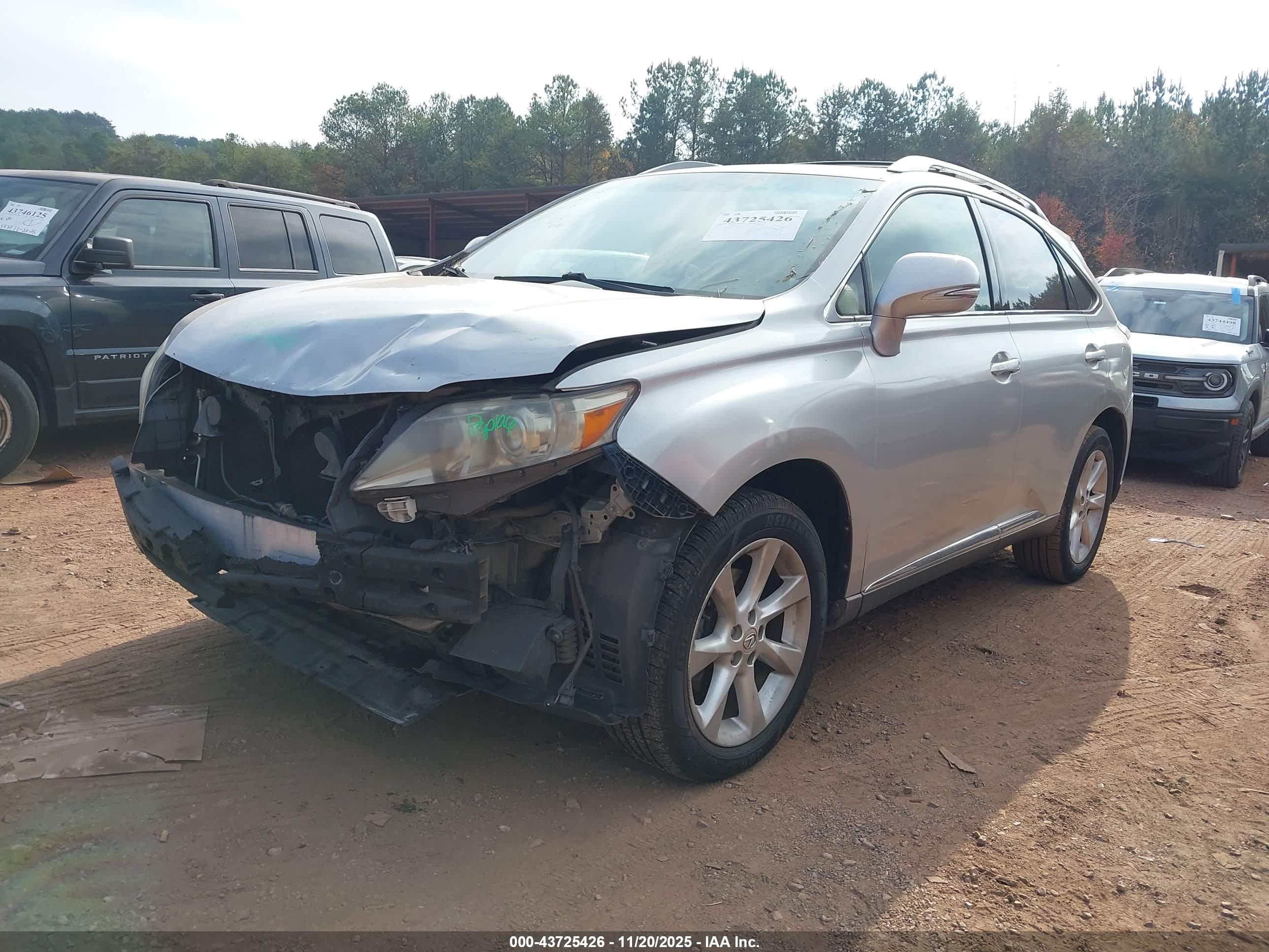 LEXUS RX image 2