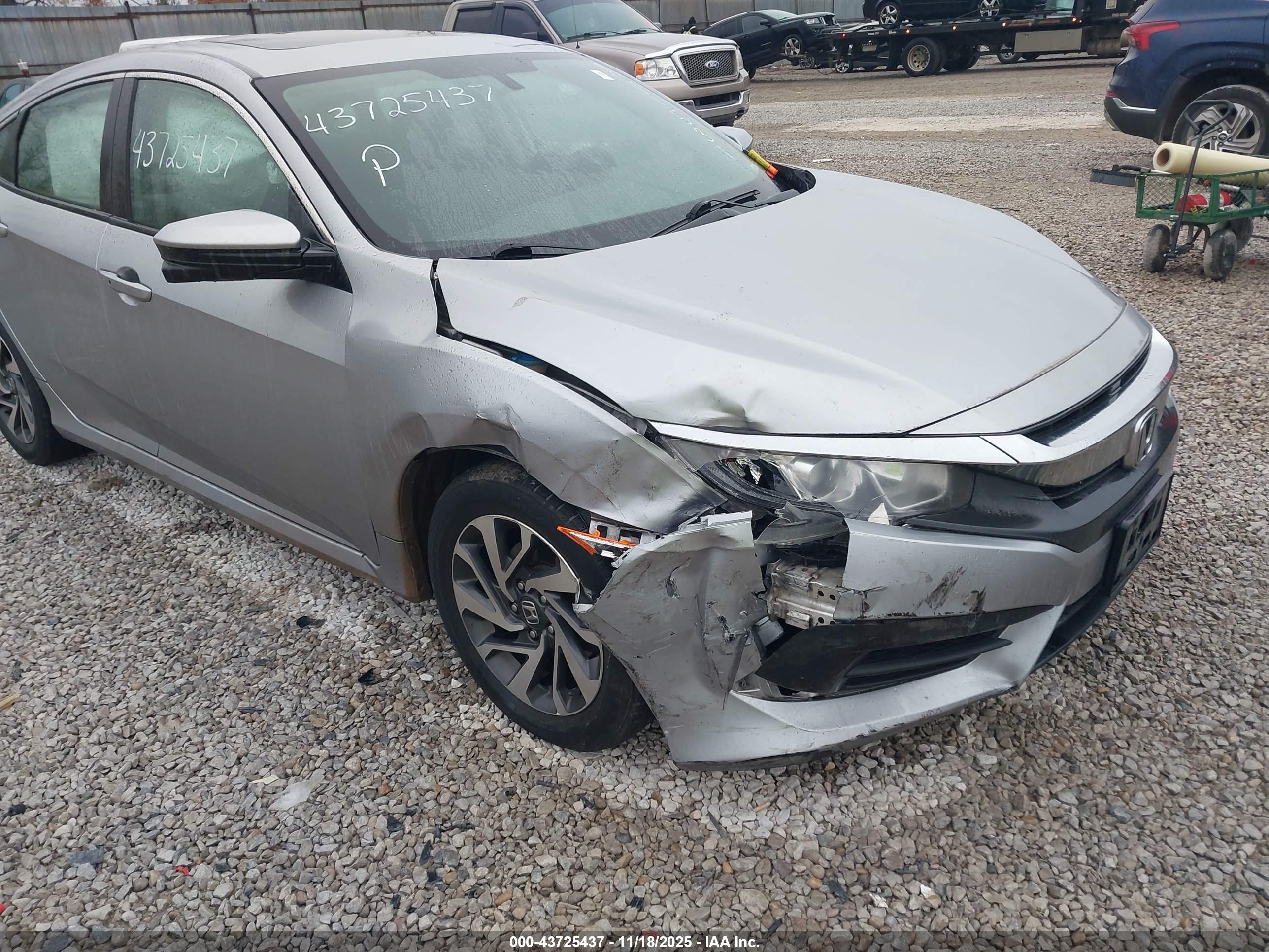 HONDA CIVIC image 6