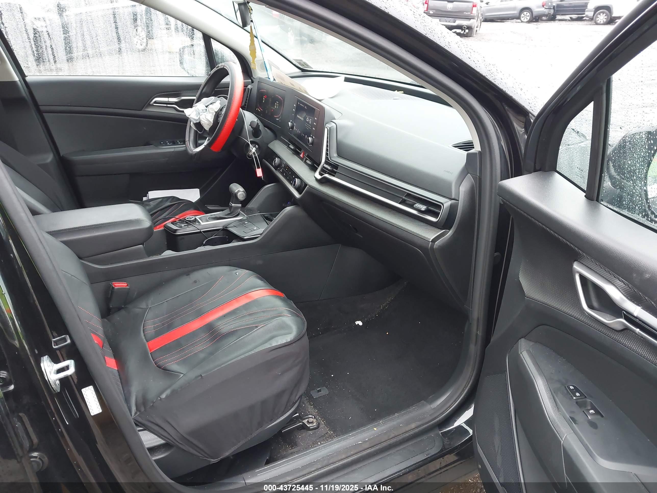 KIA SPORTAGE image 5