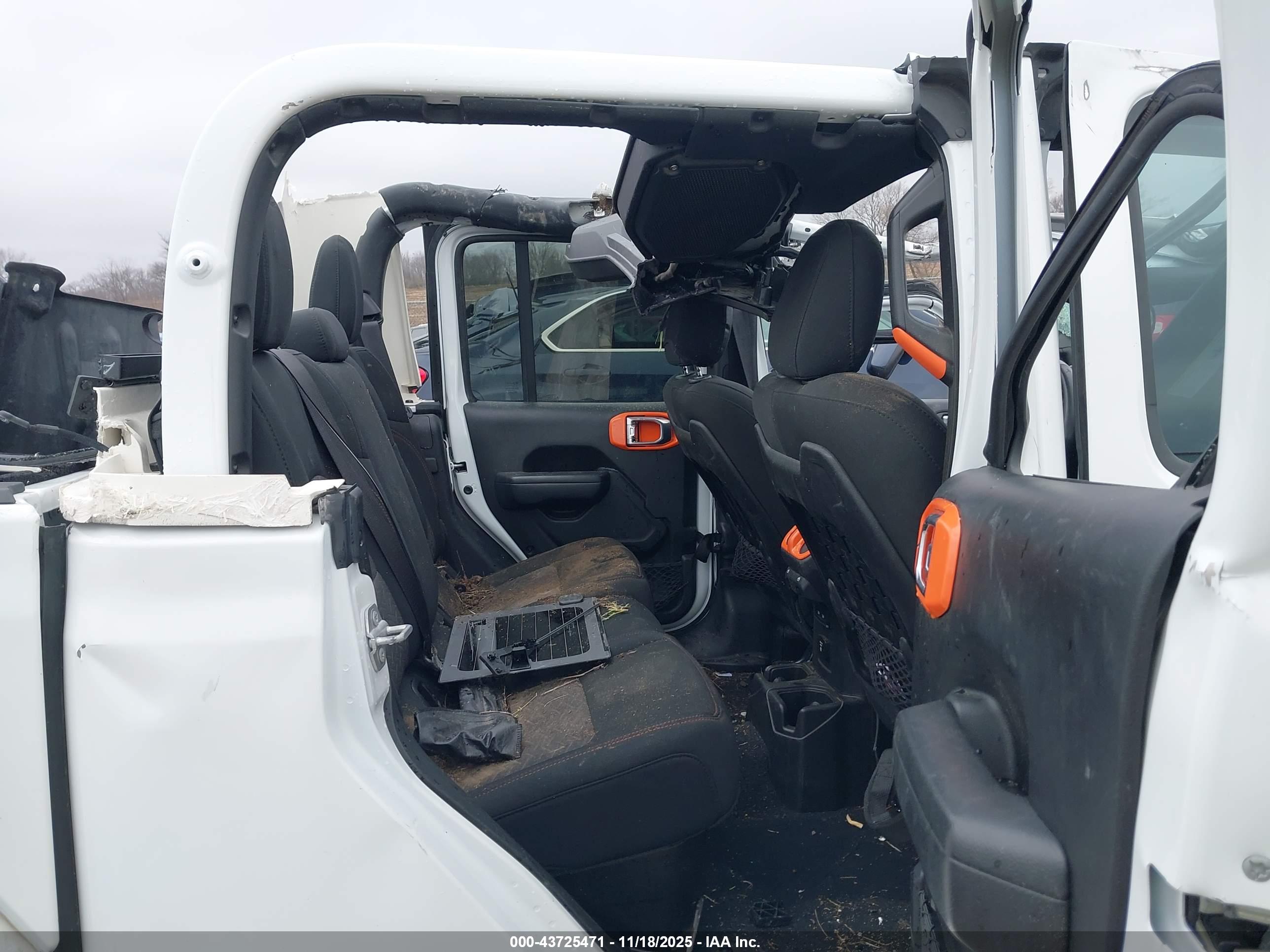 JEEP GLADIATOR image 8
