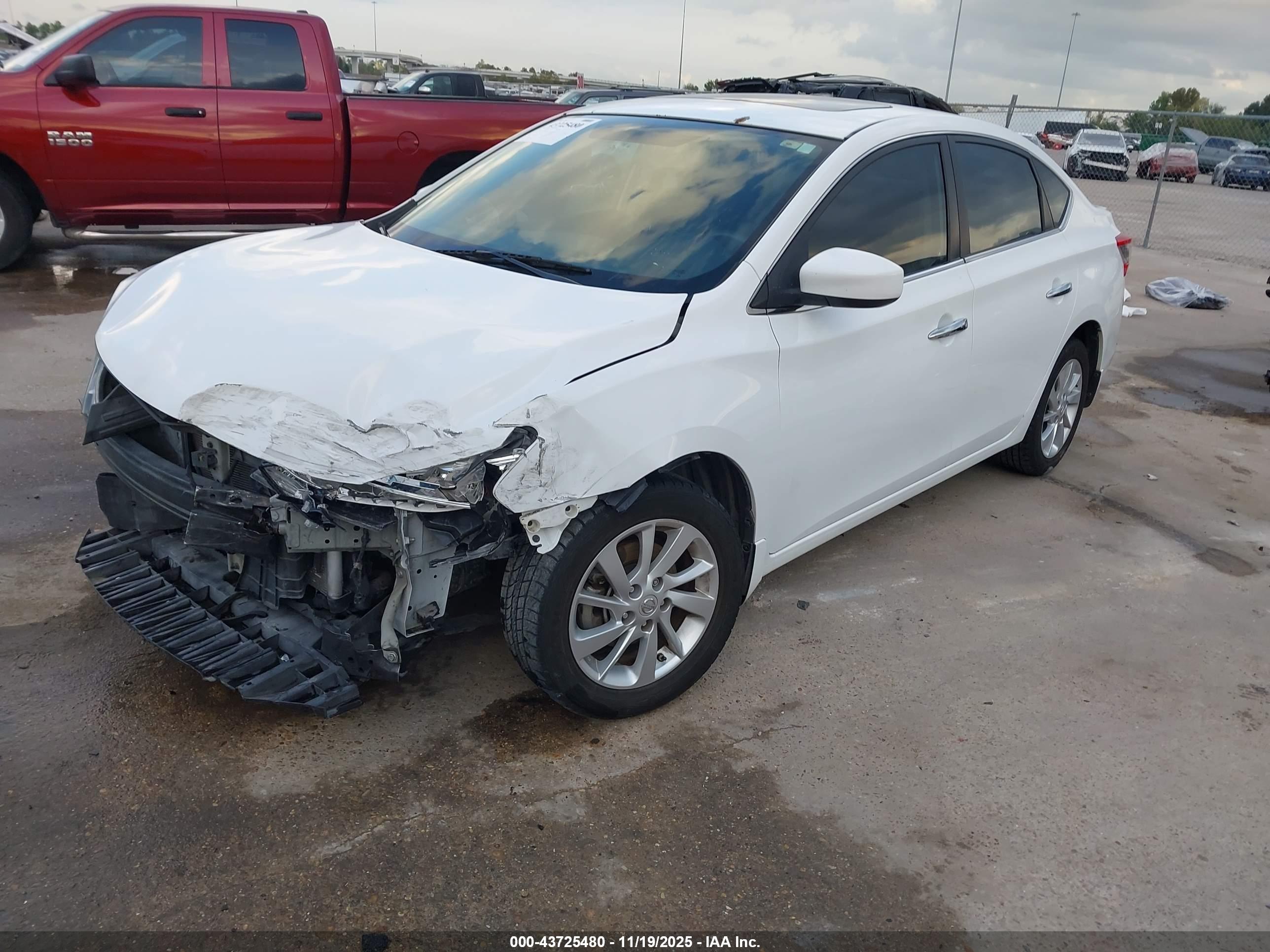NISSAN SENTRA image 2