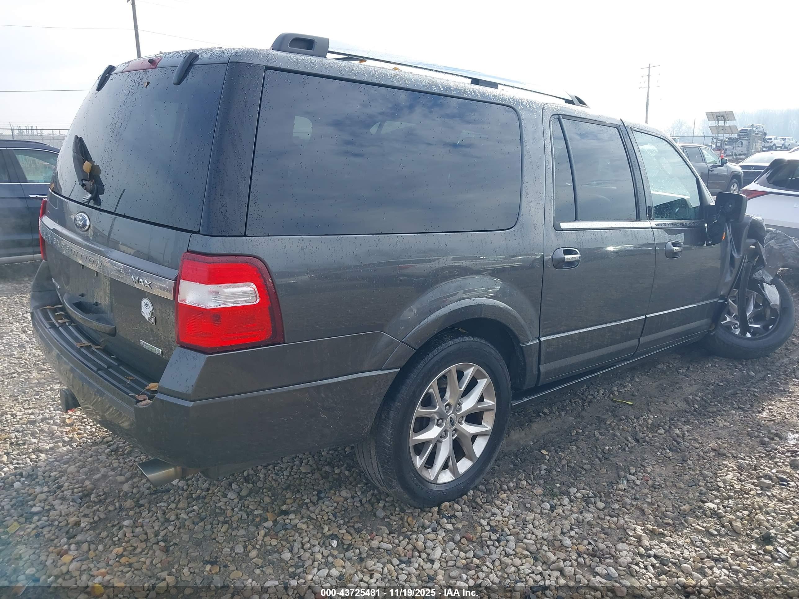 FORD EXPEDITION image 4