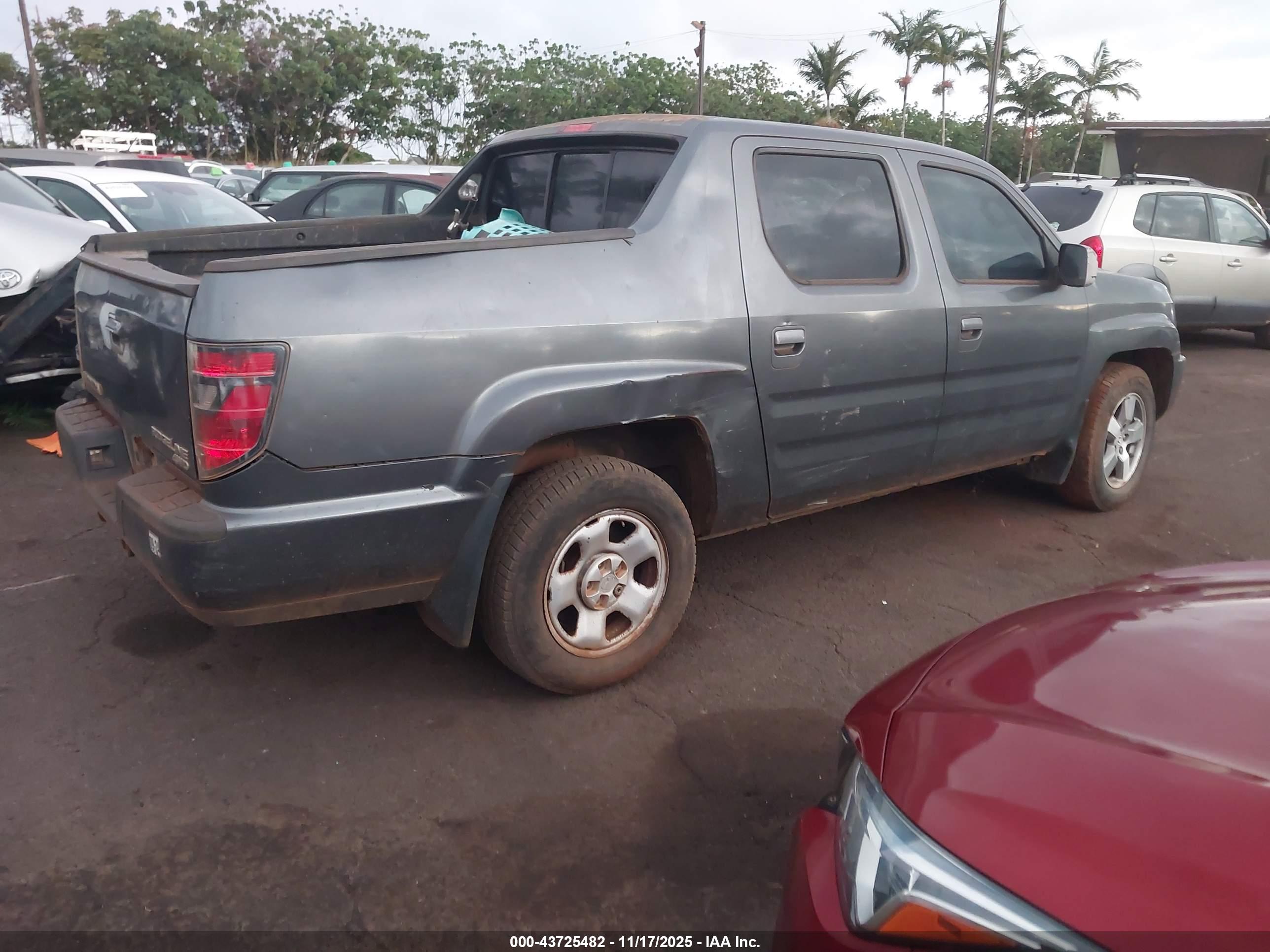 HONDA RIDGELINE image 4