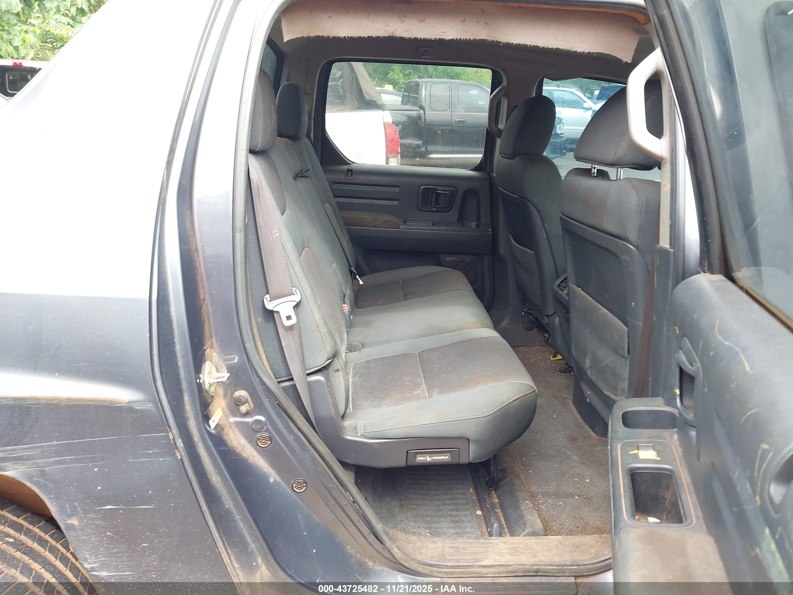 HONDA RIDGELINE image 8